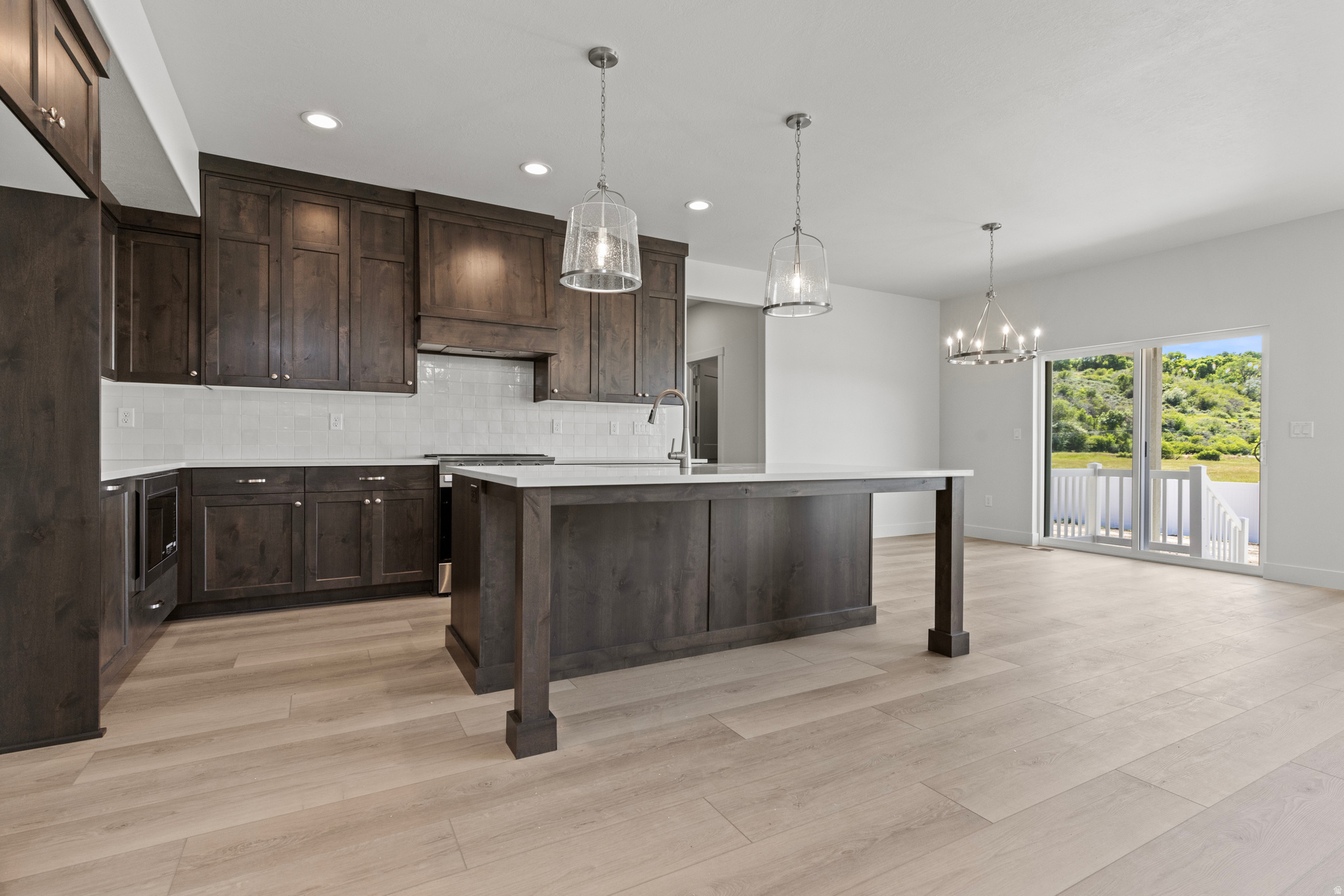 RIVERWOOD - Residential