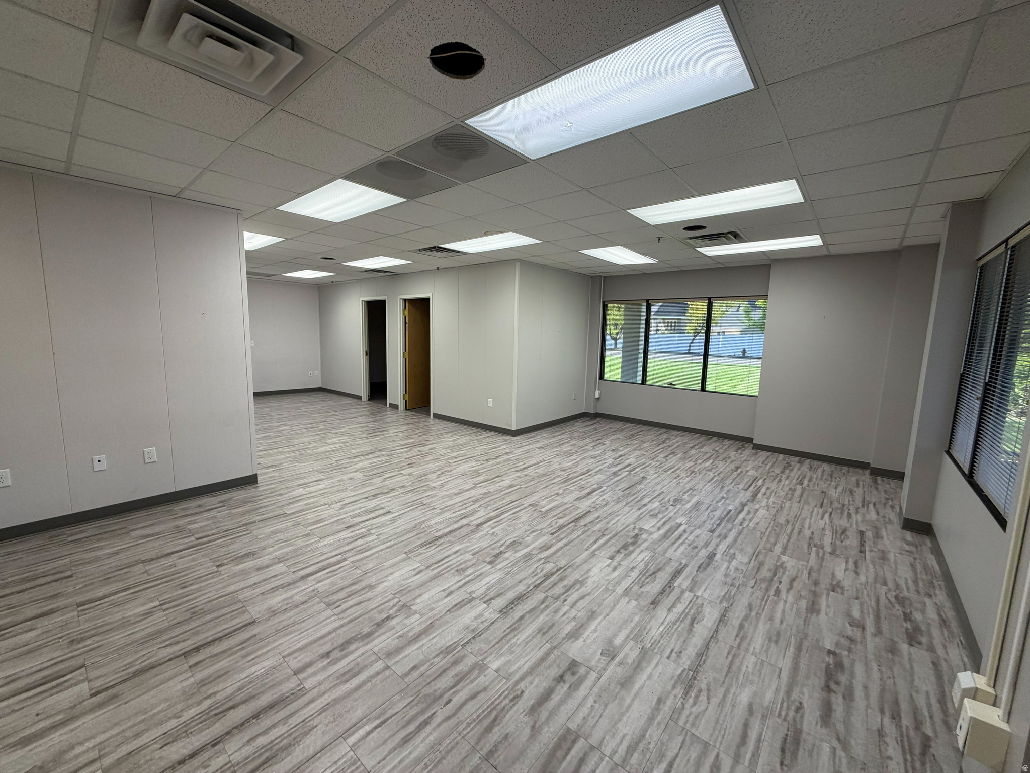 RADIUS CURVE - Commercial Lease