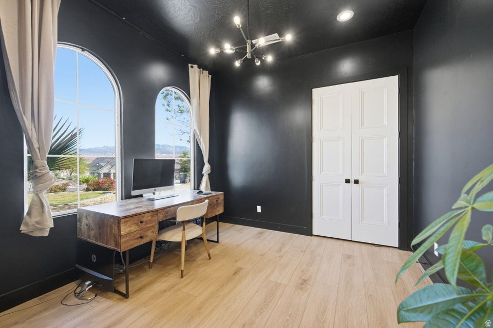 SCENIC SUNRISE PH 4 - Residential