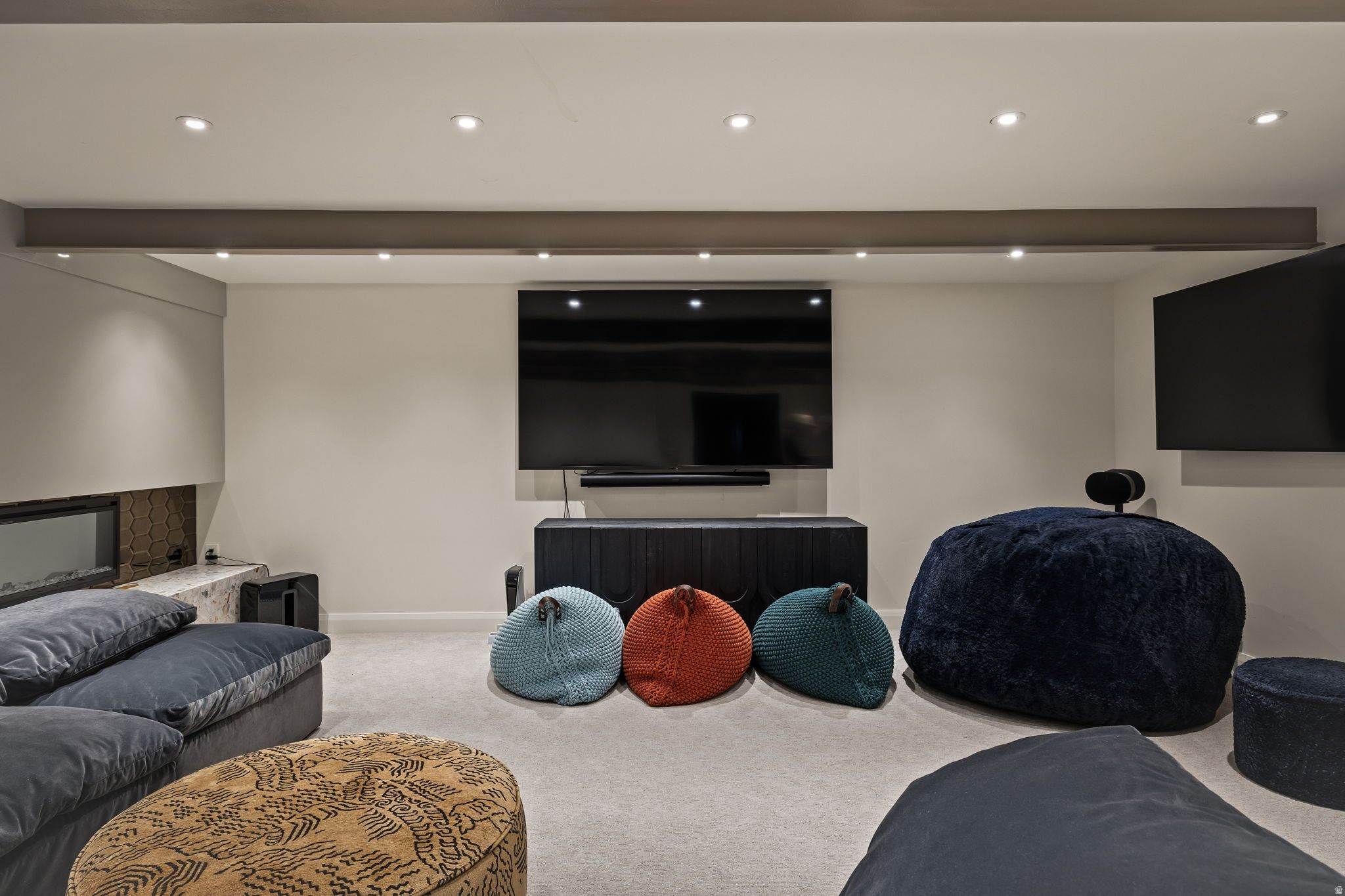 ST MARY HILL - Residential