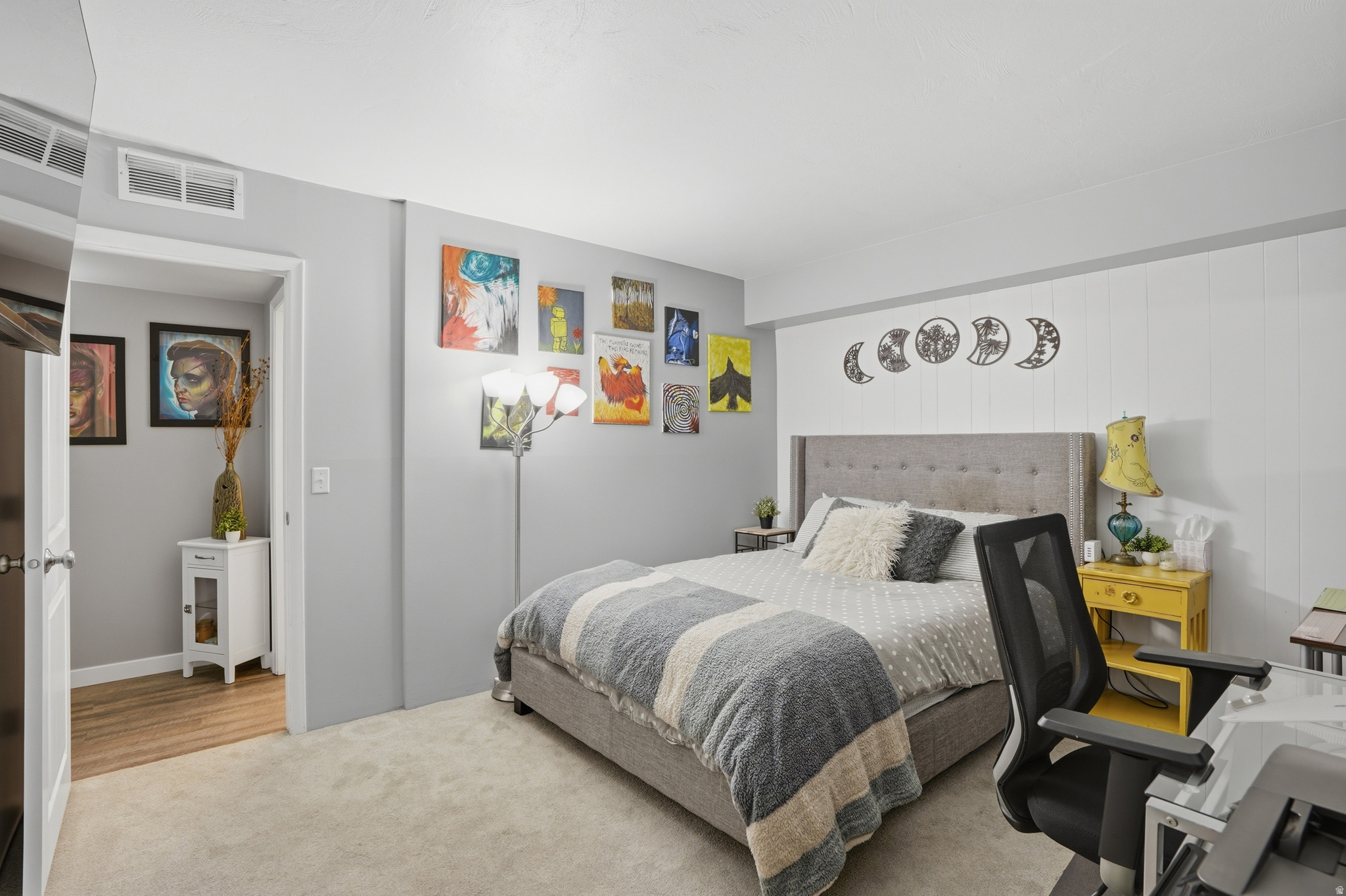 HIDDEN LAKE CONDM - Residential
