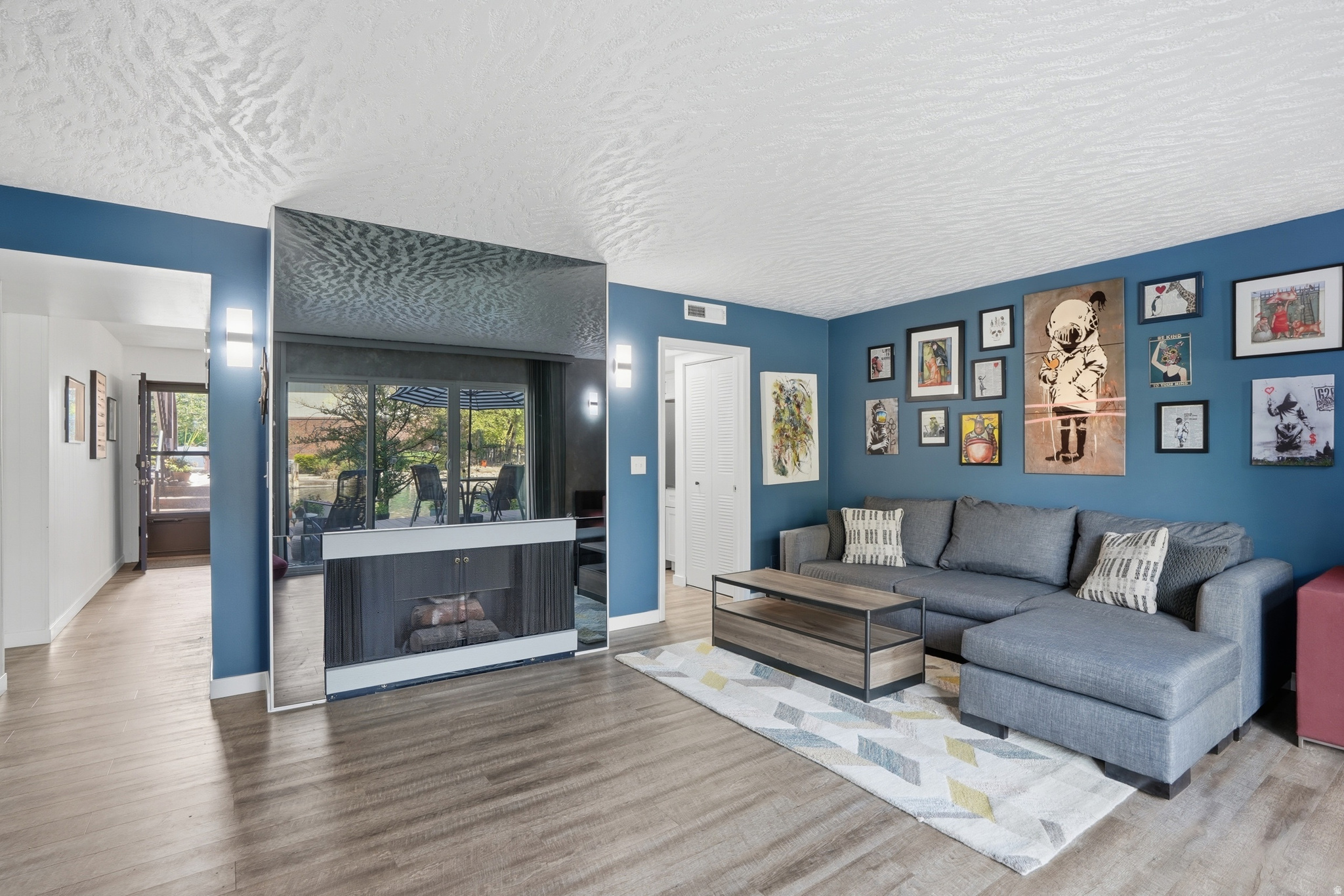 HIDDEN LAKE CONDM - Residential