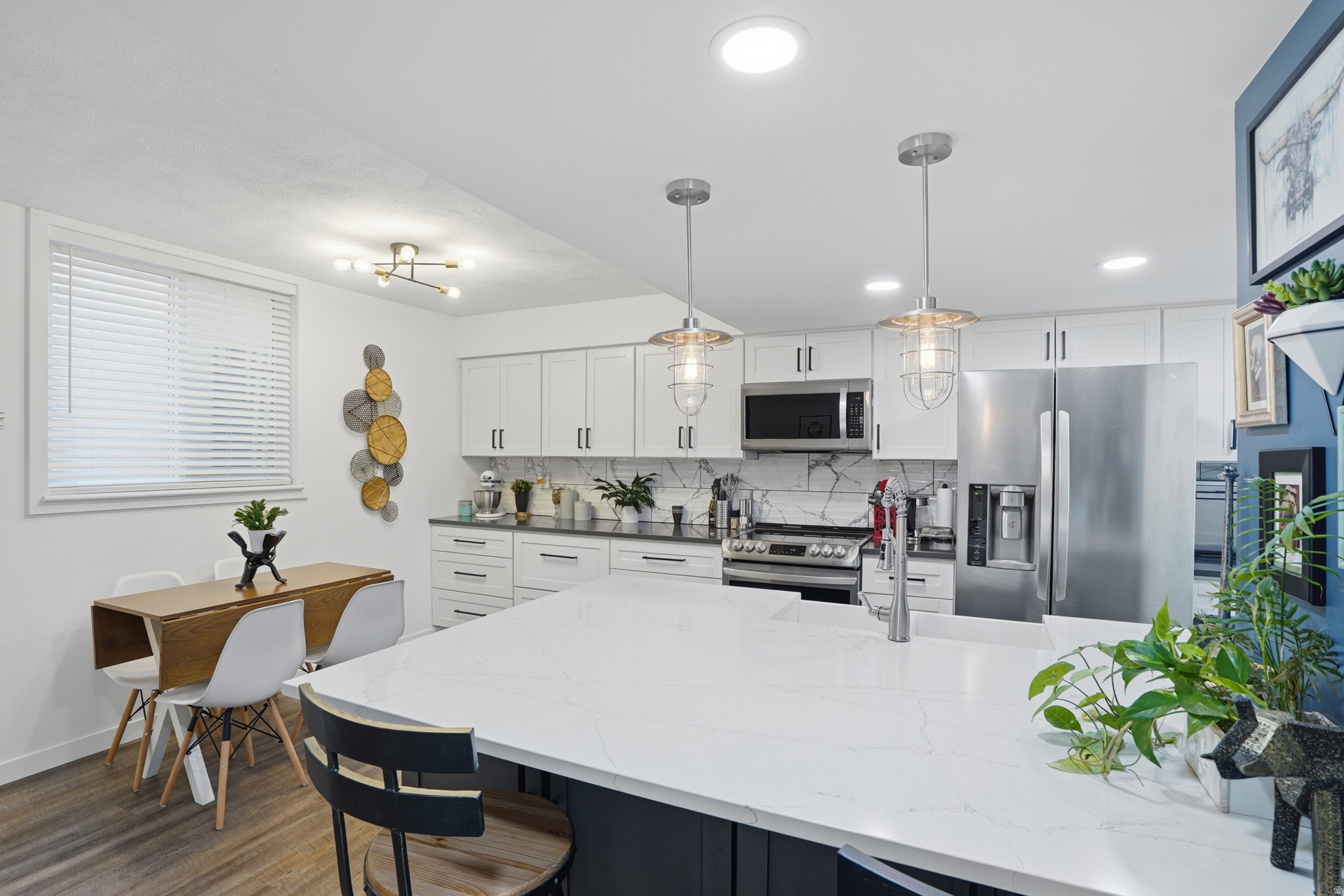 HIDDEN LAKE CONDM - Residential