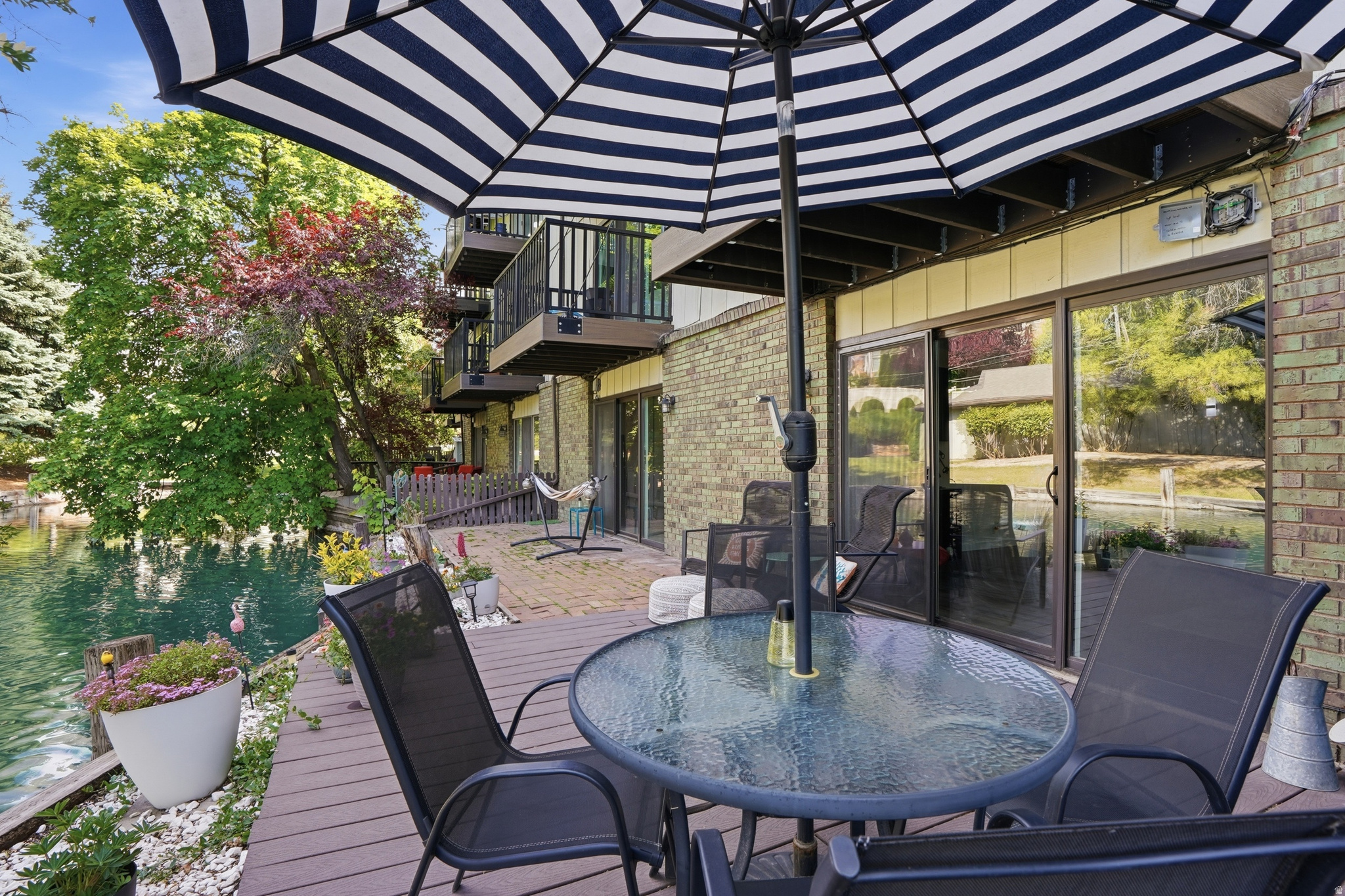 HIDDEN LAKE CONDM - Residential
