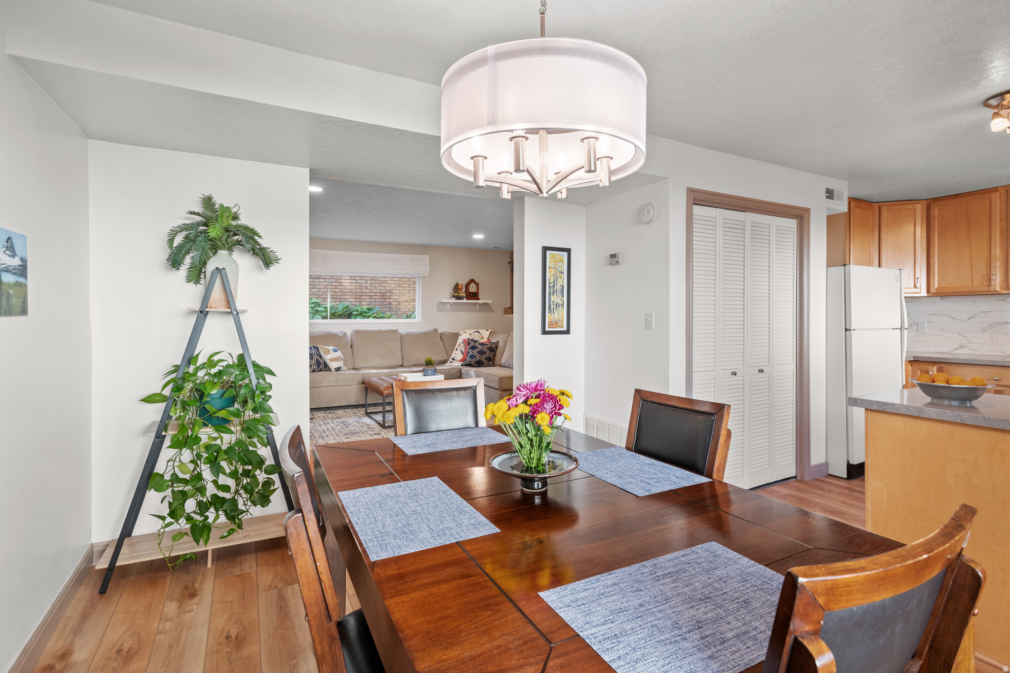 COTTONWOOD MEADOWS - Residential