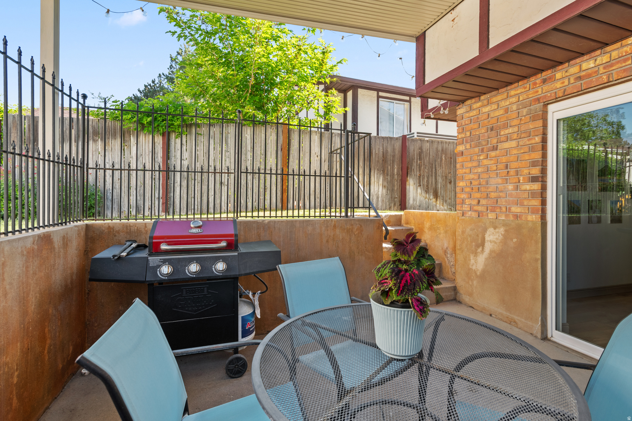 COTTONWOOD MEADOWS - Residential