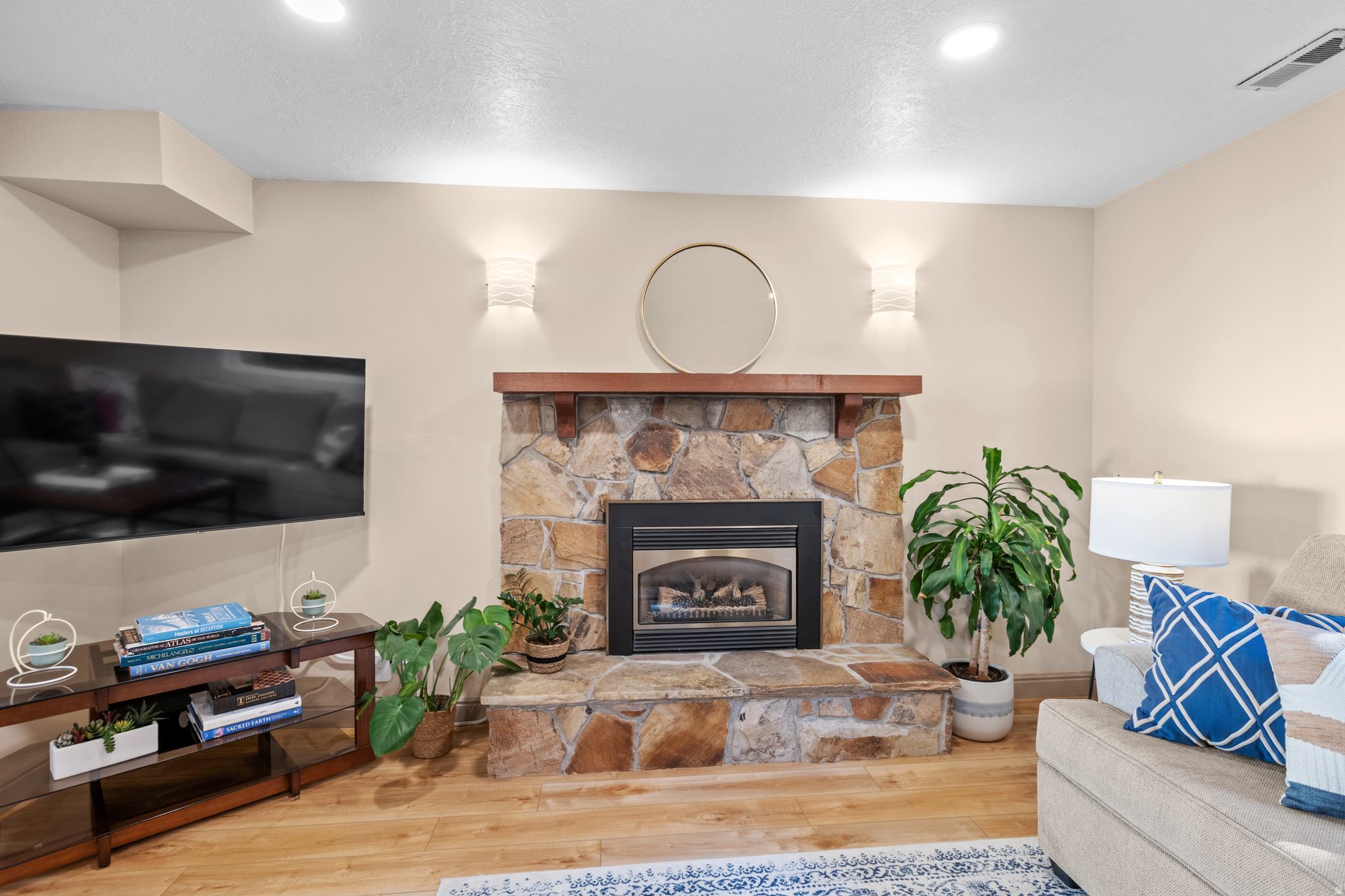 COTTONWOOD MEADOWS - Residential