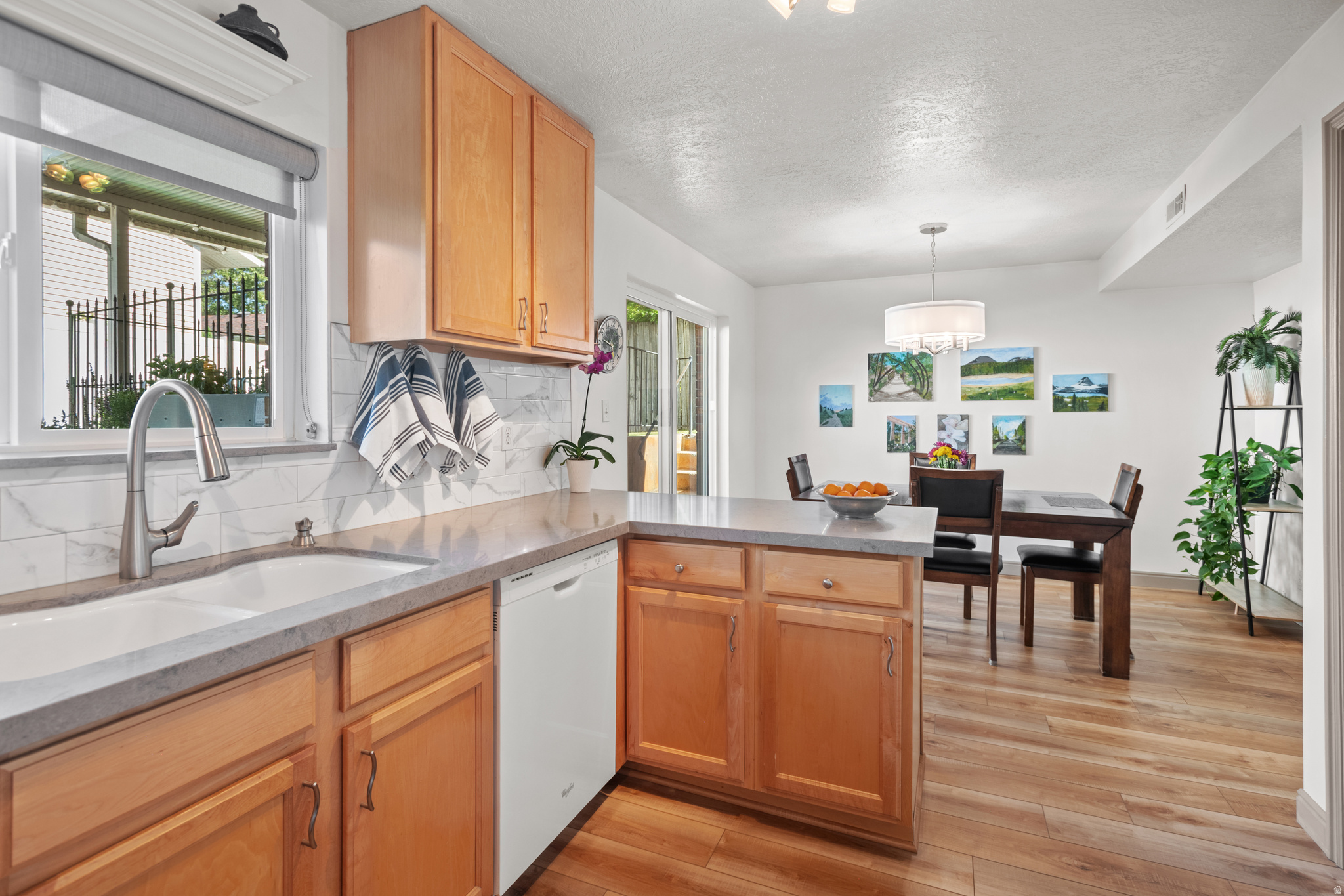 COTTONWOOD MEADOWS - Residential