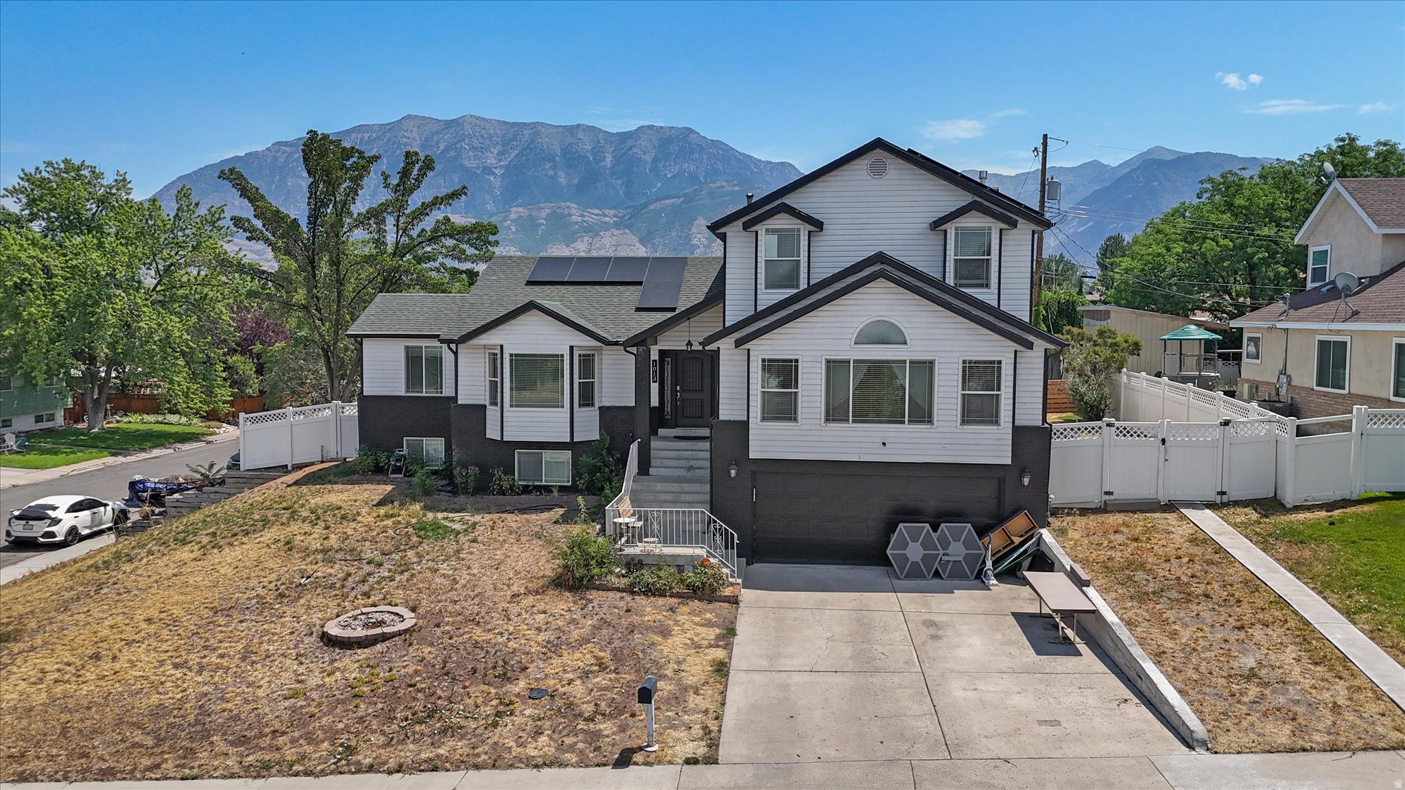QUAIL ESTATES - Residential
