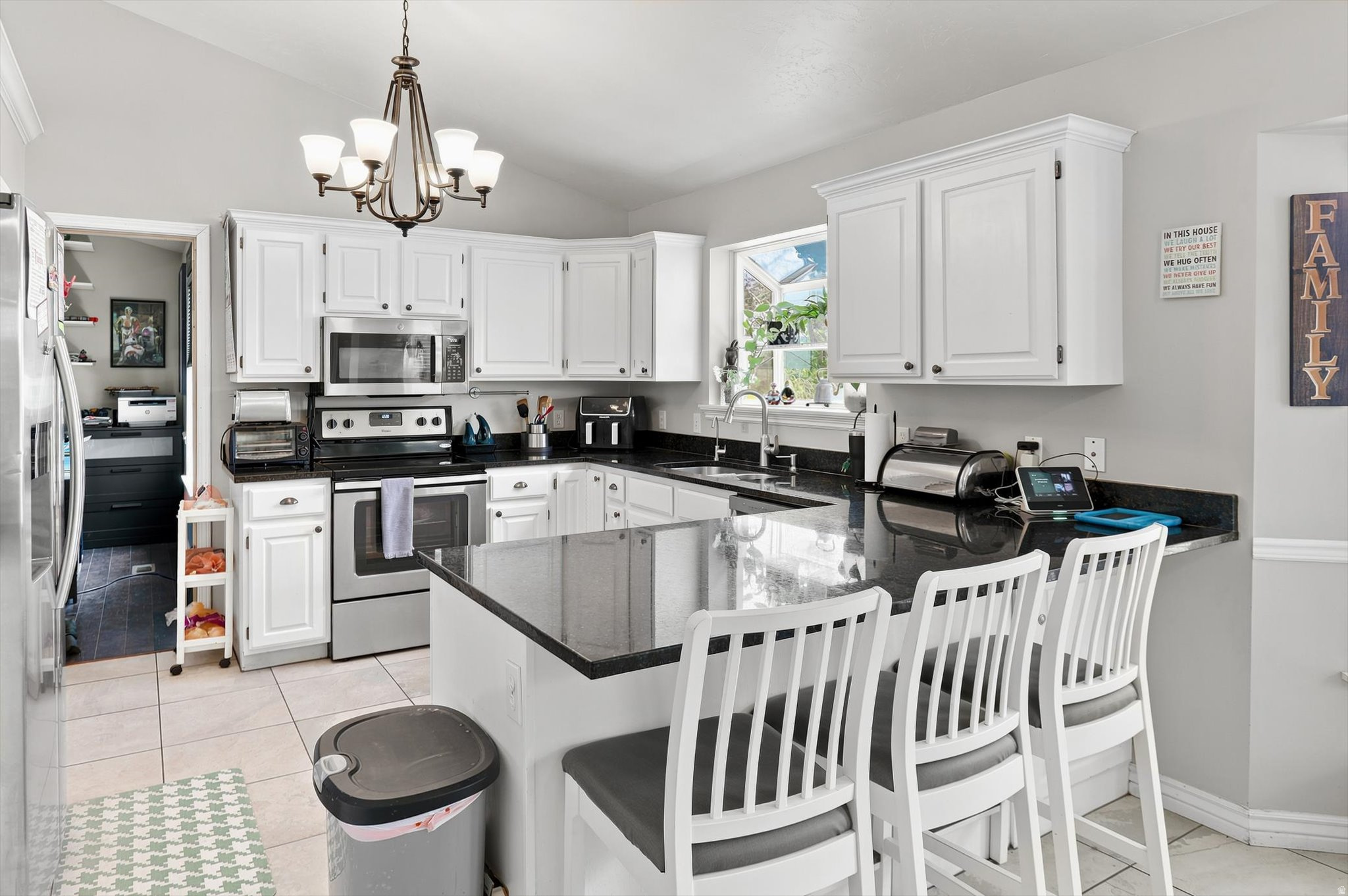 QUAIL ESTATES - Residential