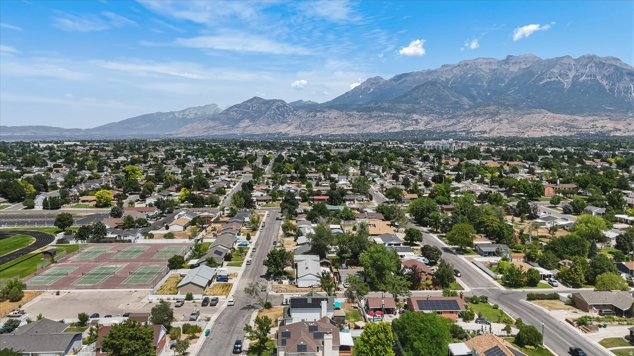 QUAIL ESTATES - Residential