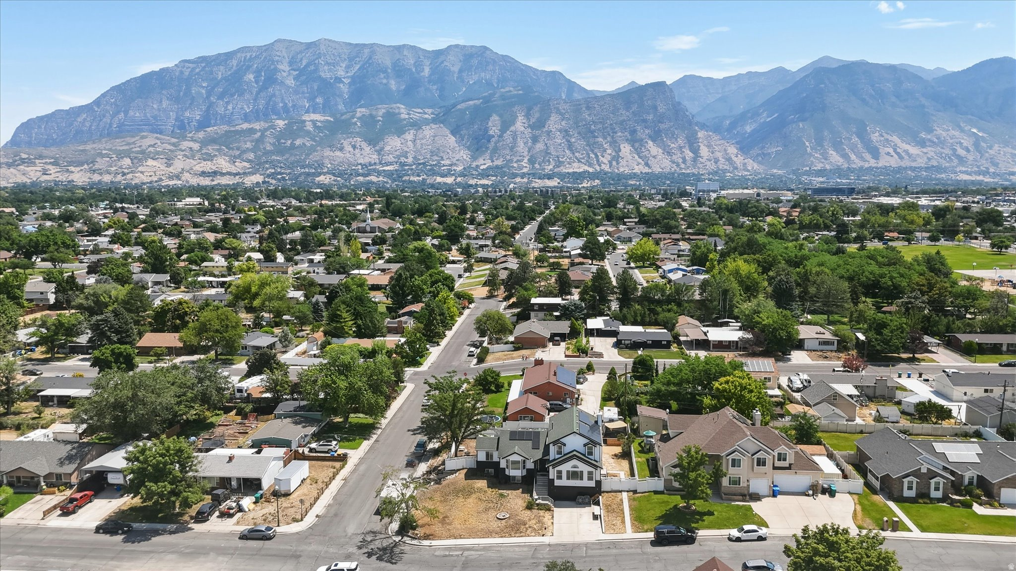 QUAIL ESTATES - Residential
