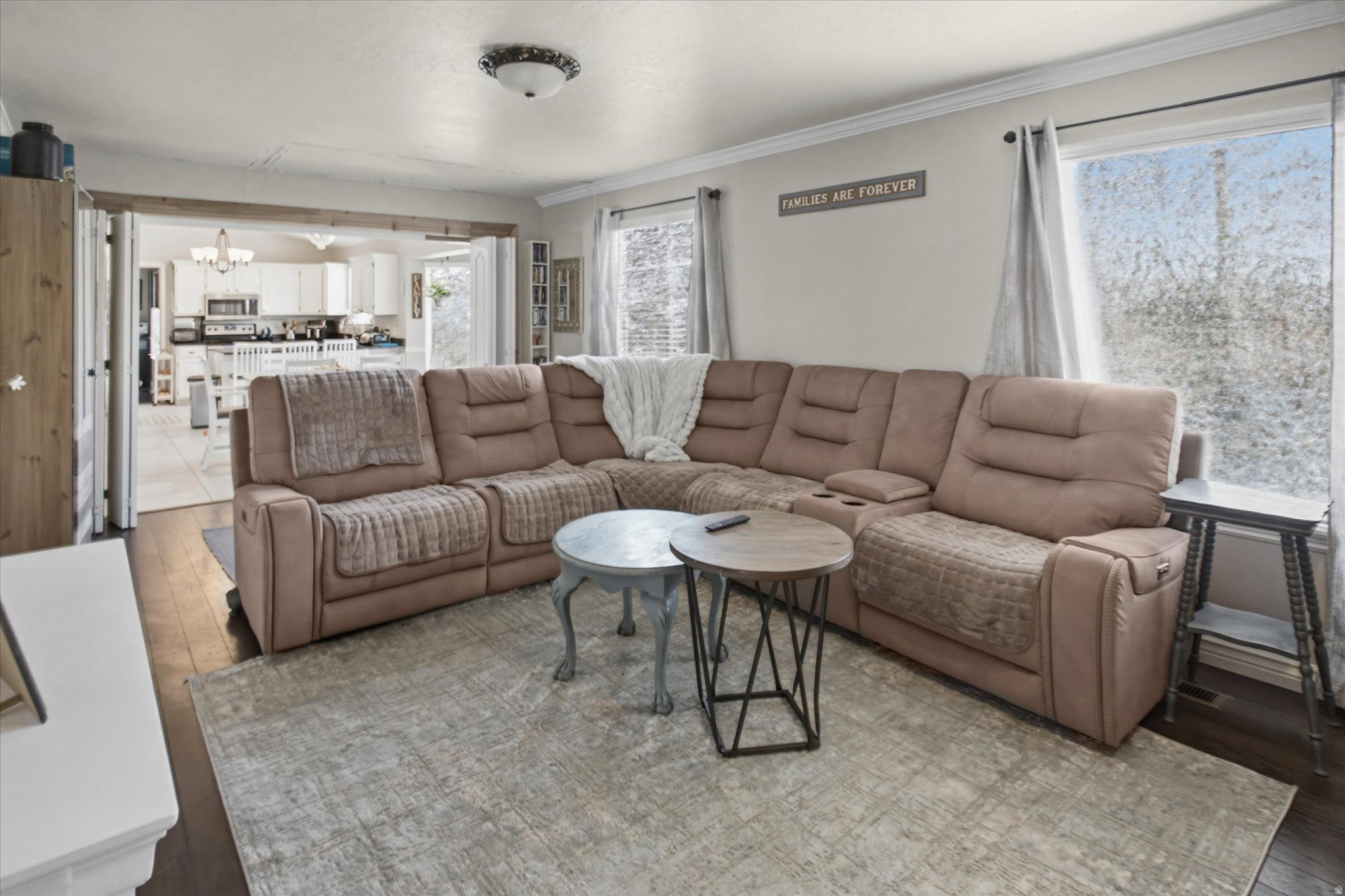 QUAIL ESTATES - Residential