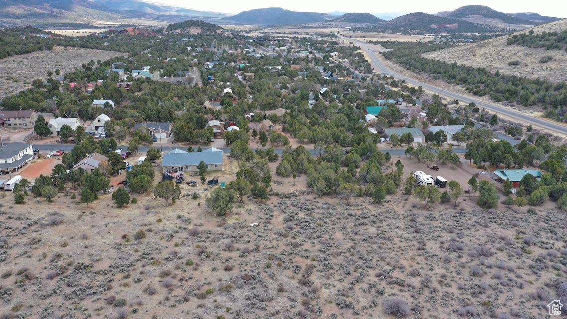 DIXIE DEER ESTATES - Land