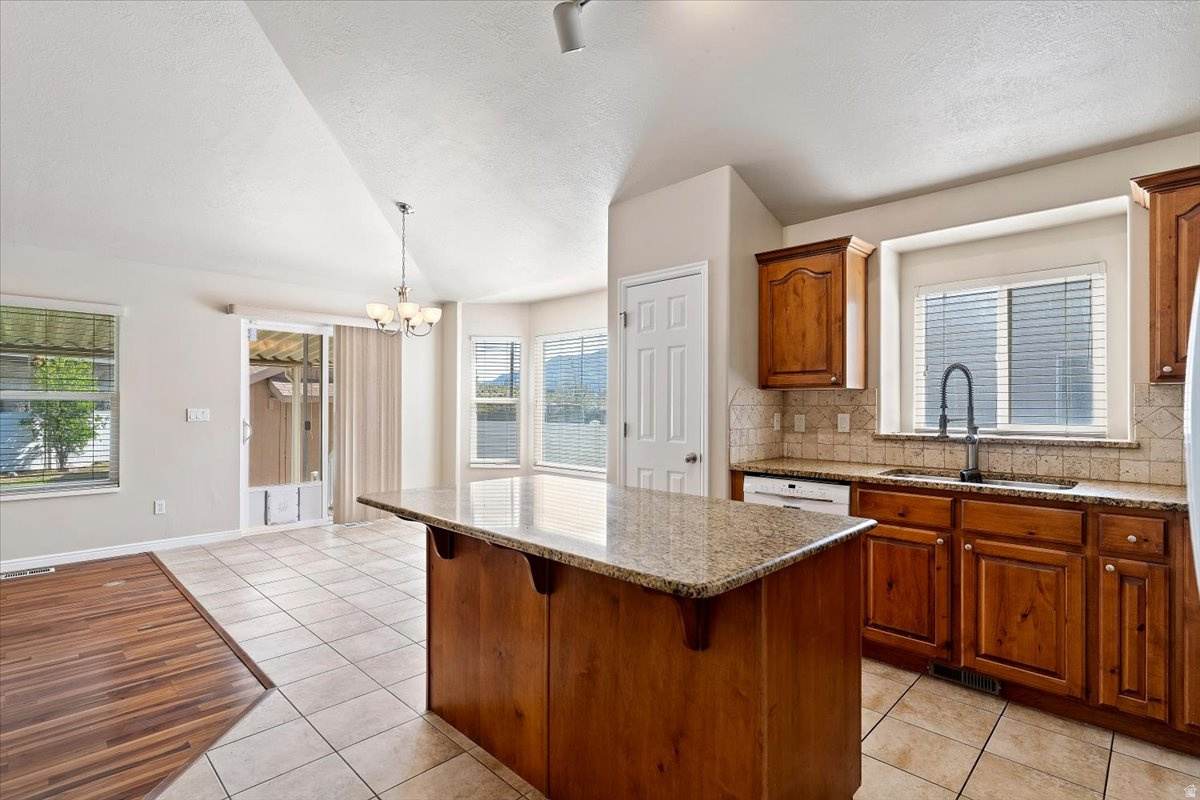 CHELEMES FARMS - Residential