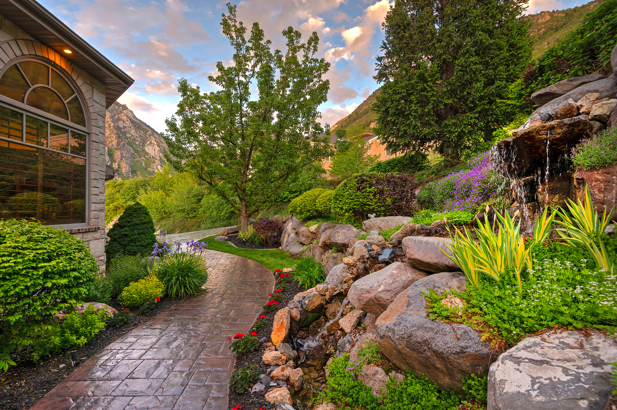 COTTONWOOD - Residential