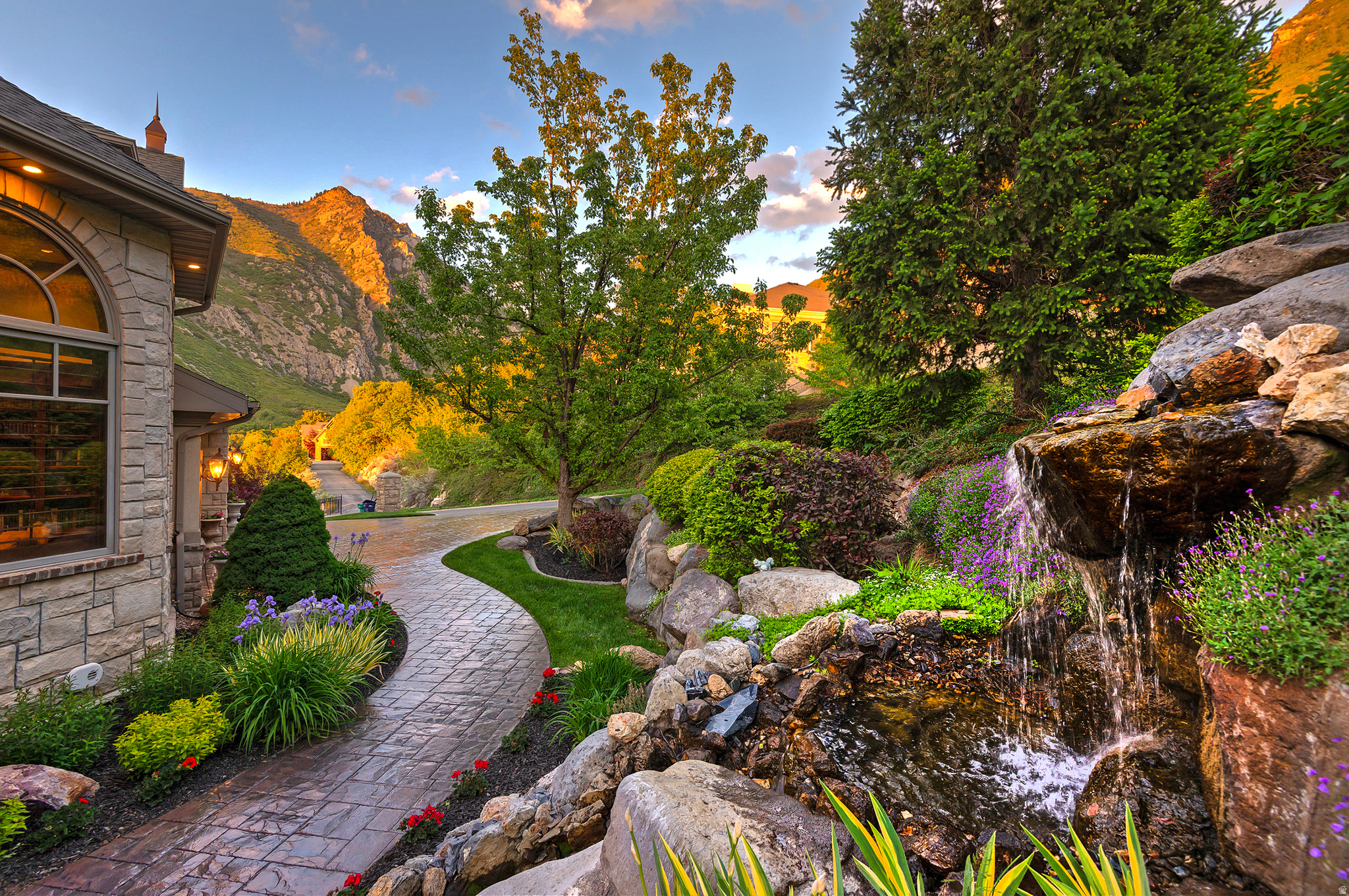 COTTONWOOD - Residential