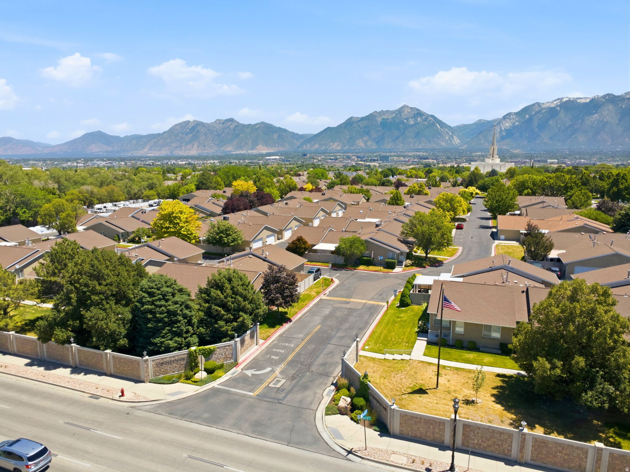 CORNERSTONE - Residential