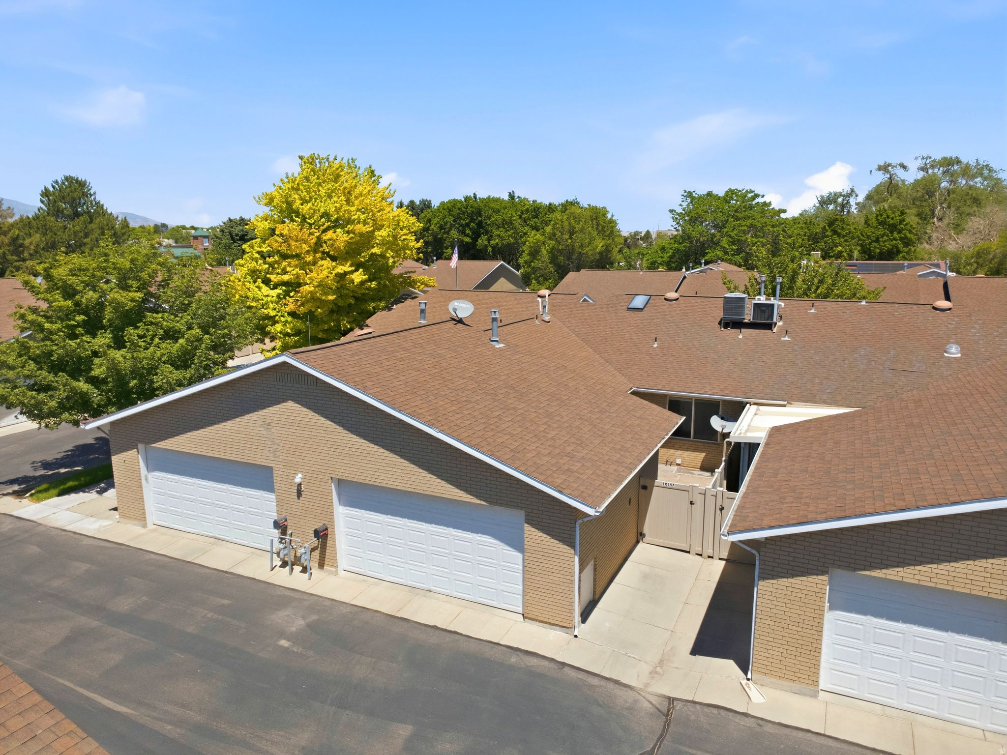 CORNERSTONE - Residential