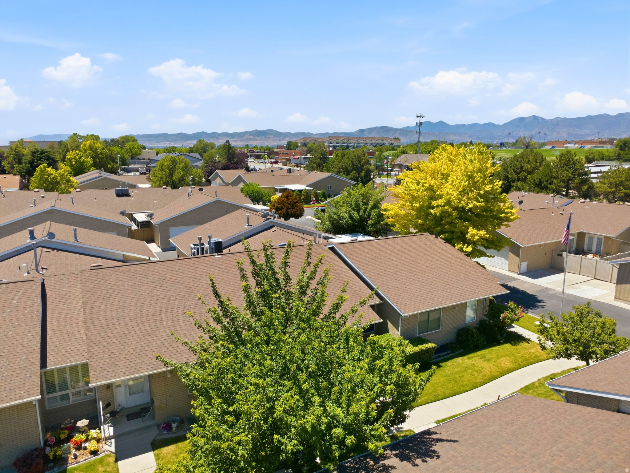CORNERSTONE - Residential