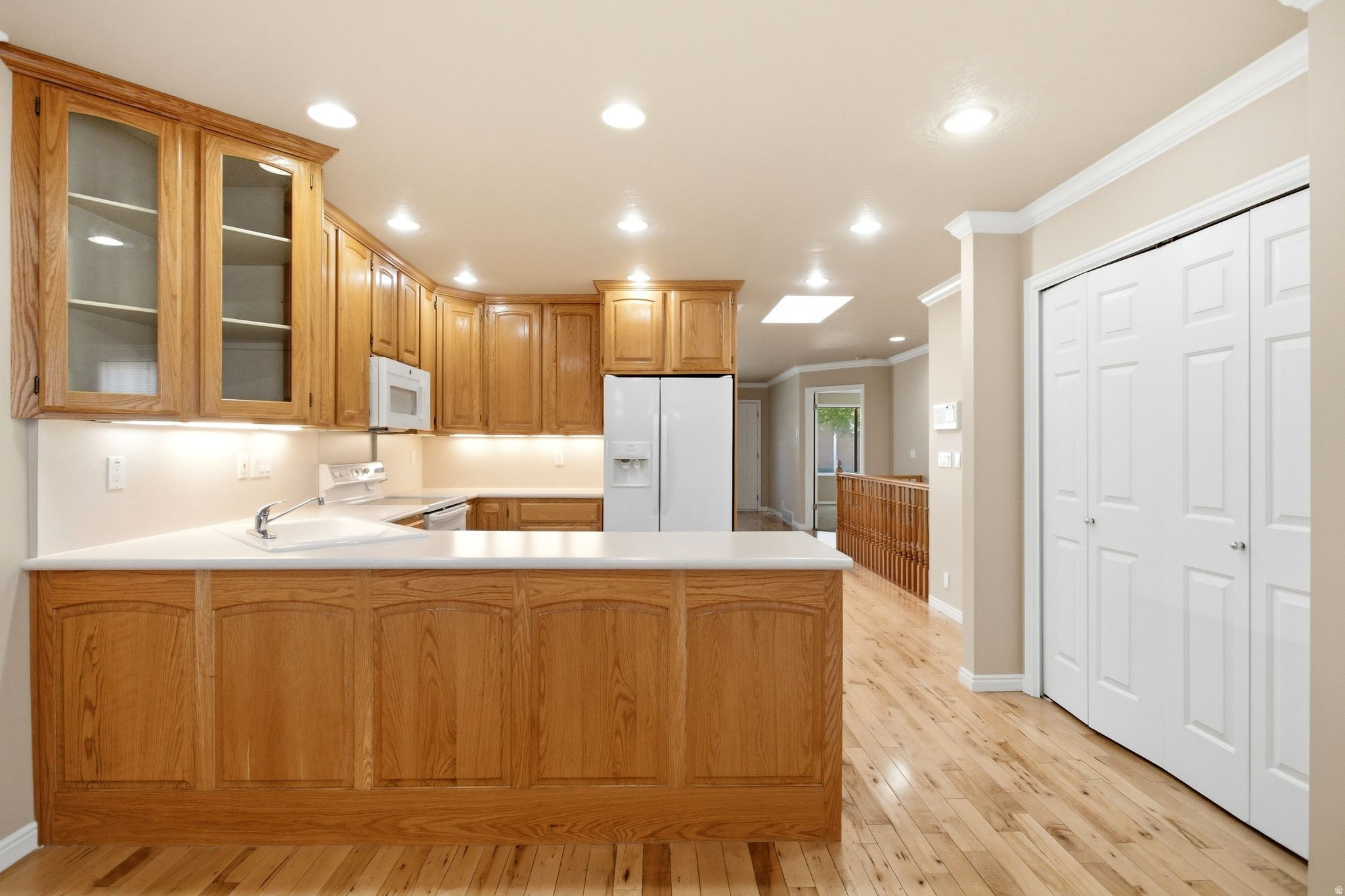 CORNERSTONE - Residential