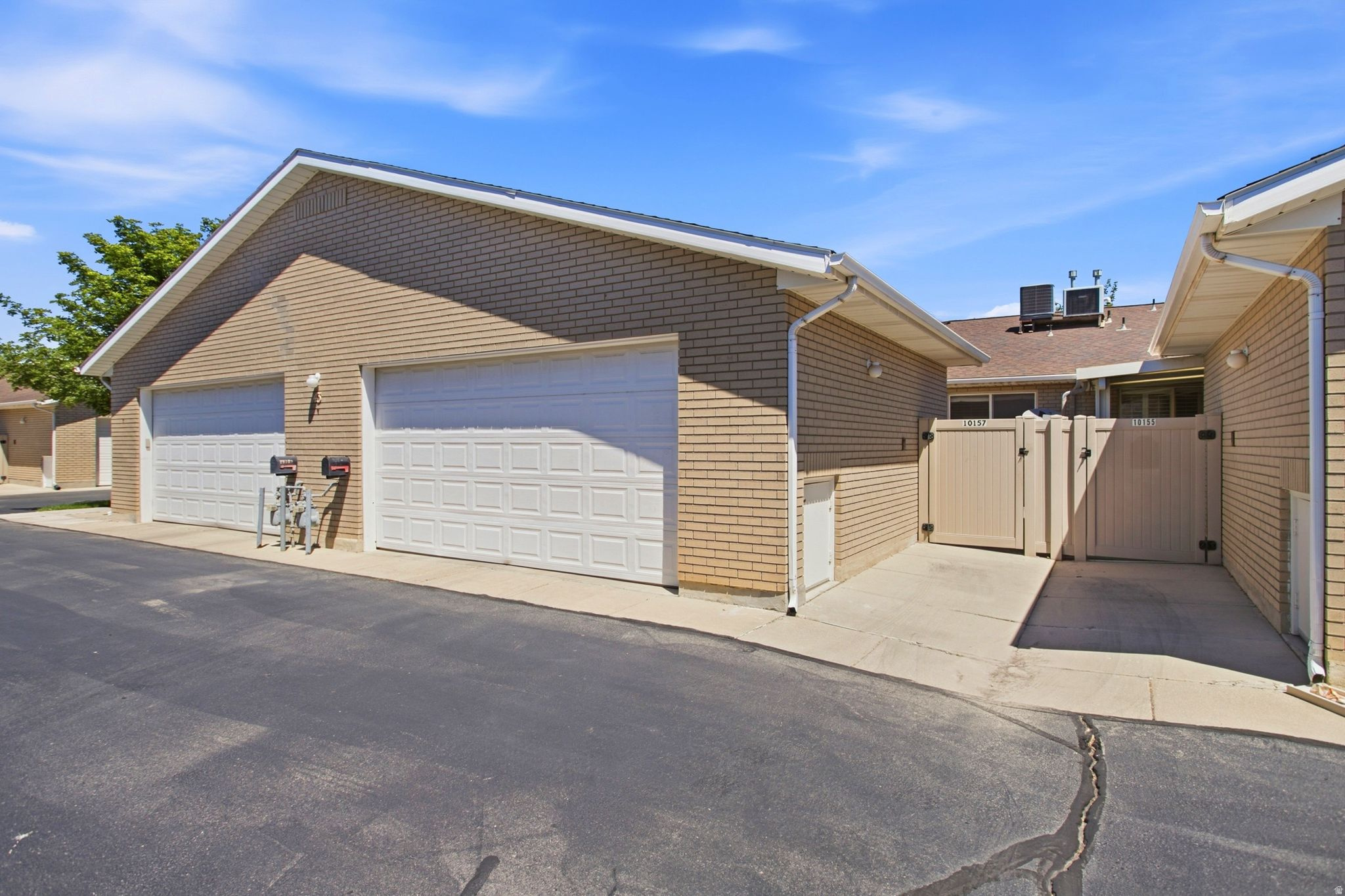 CORNERSTONE - Residential