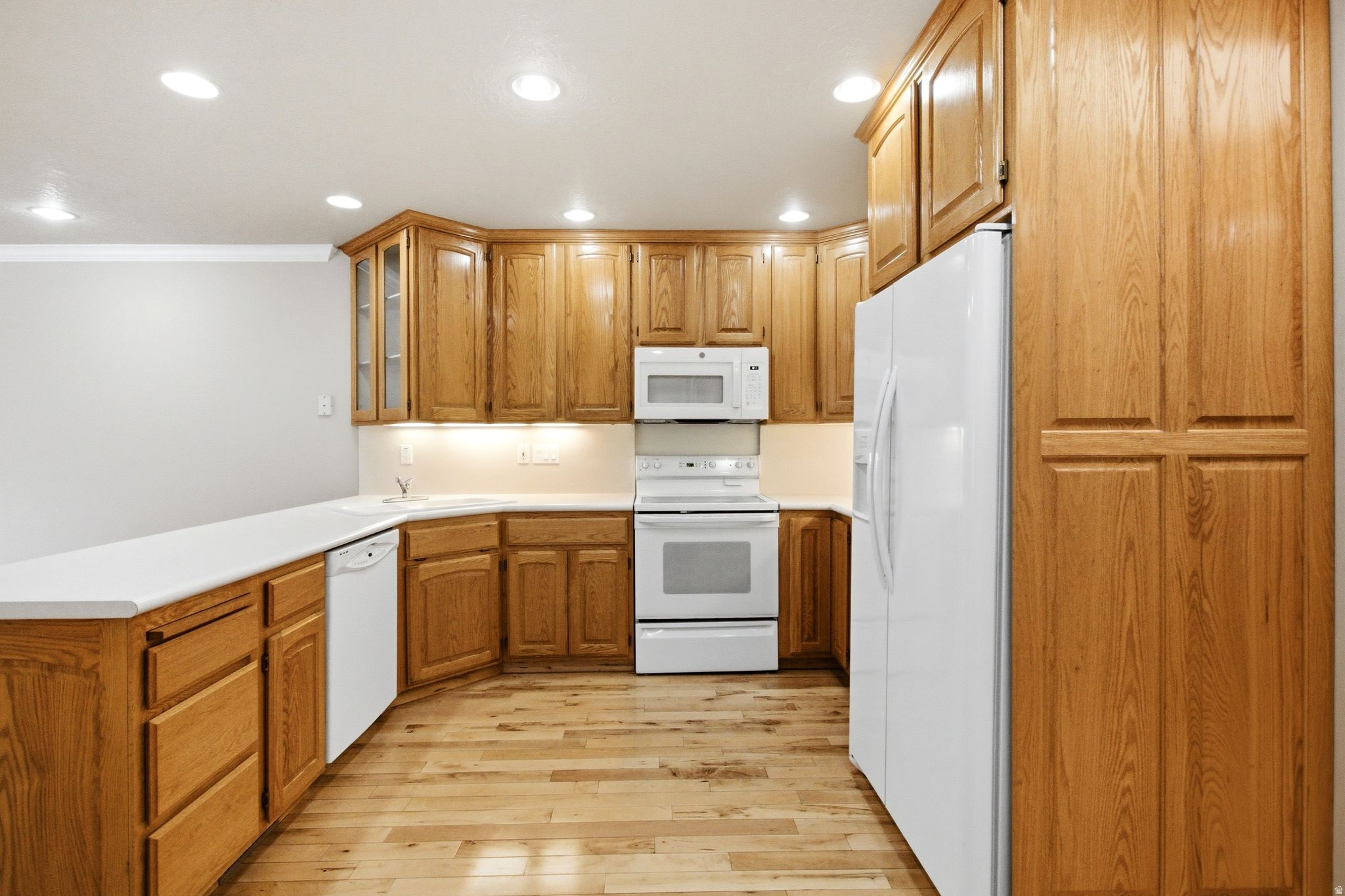 CORNERSTONE - Residential