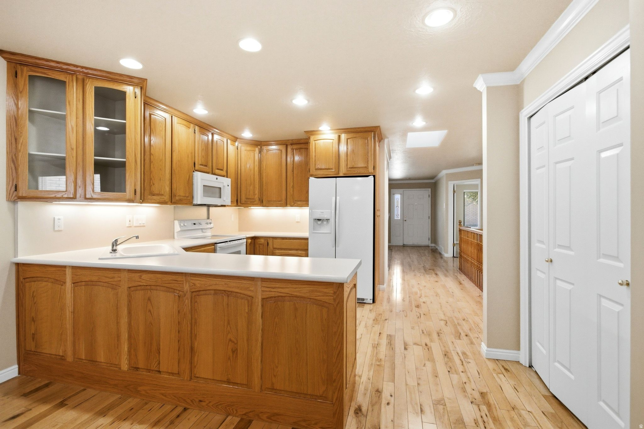 CORNERSTONE - Residential