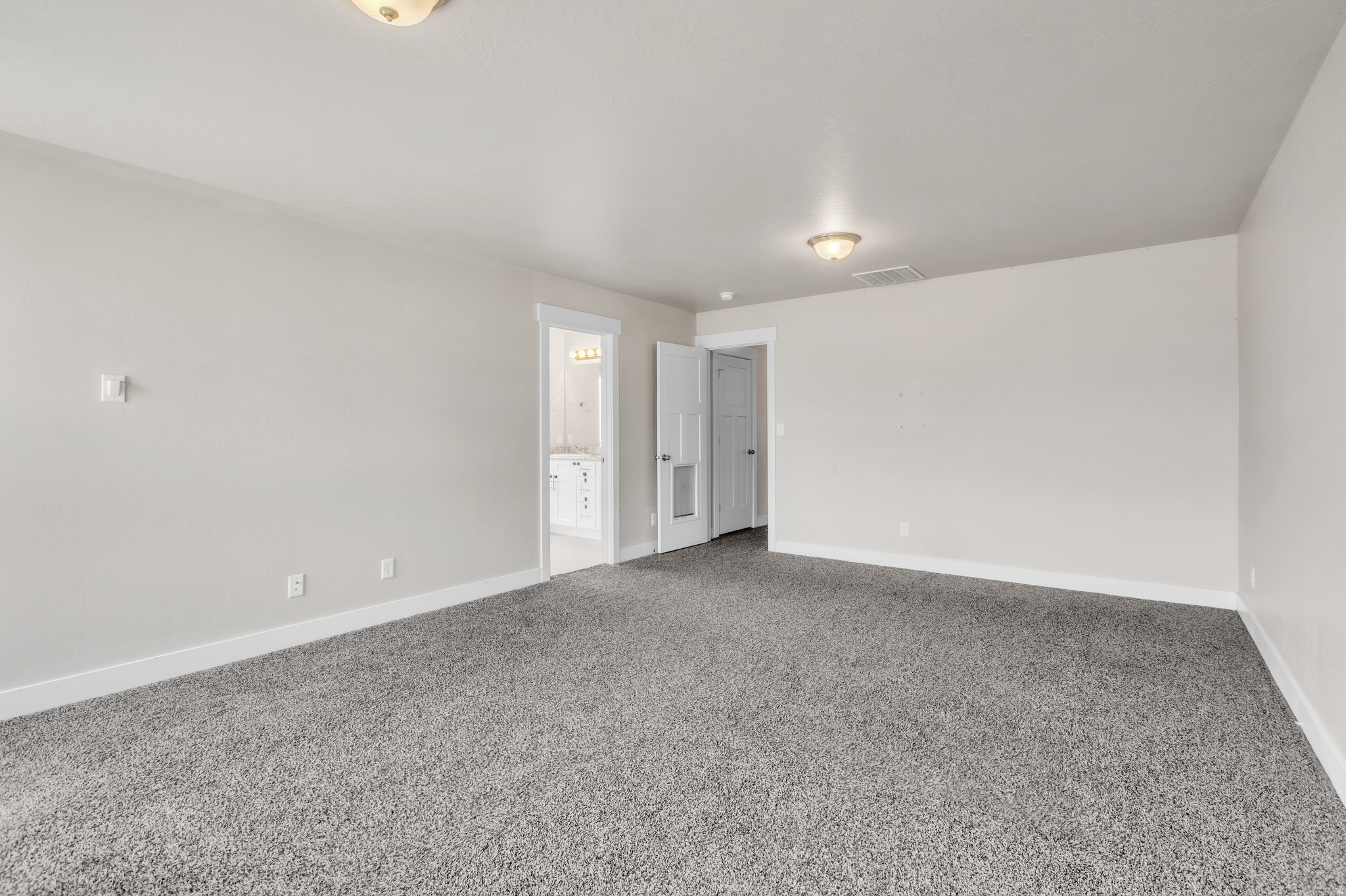 COLONIAL PARK - Residential