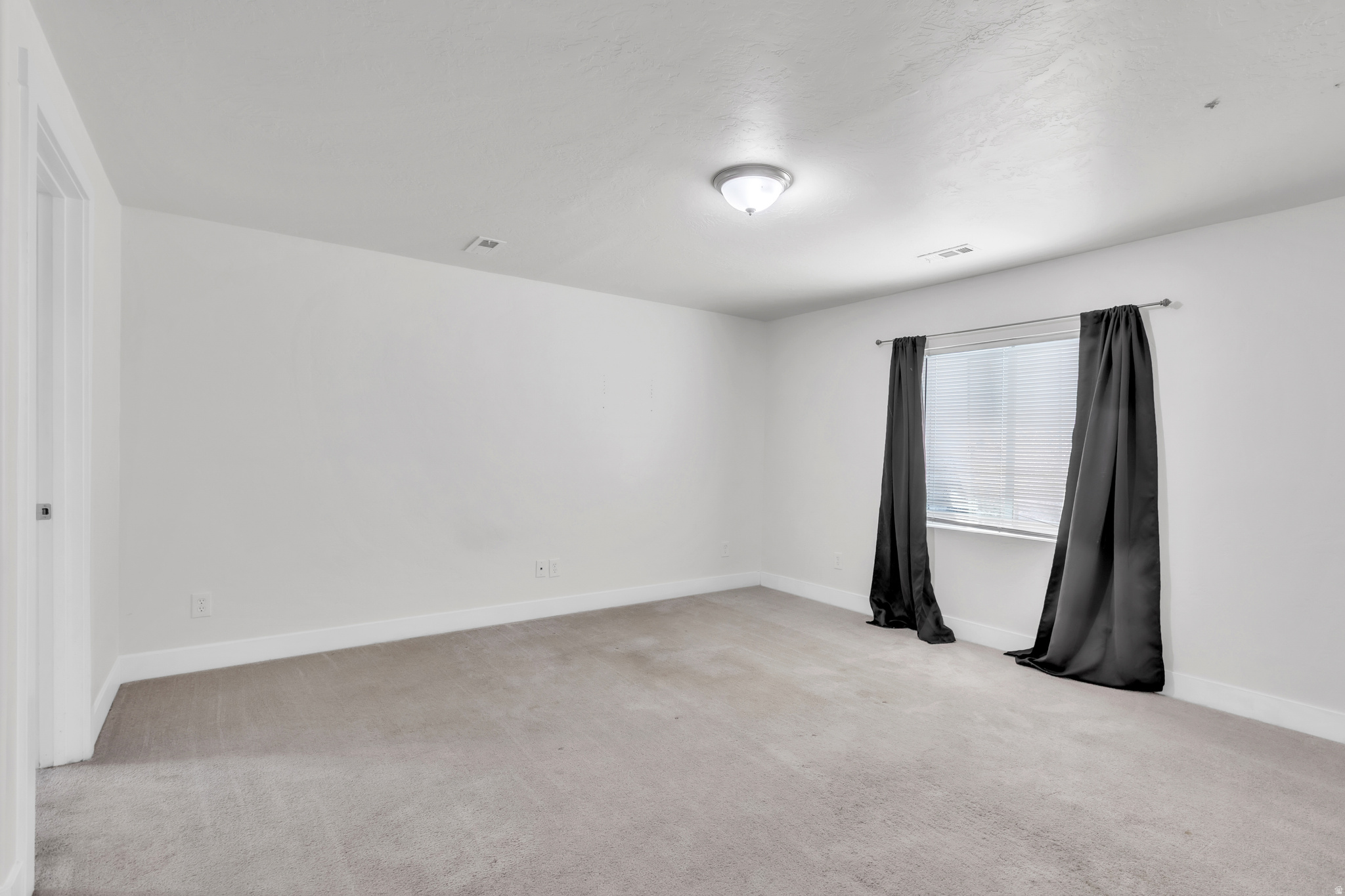 COLONIAL PARK - Residential