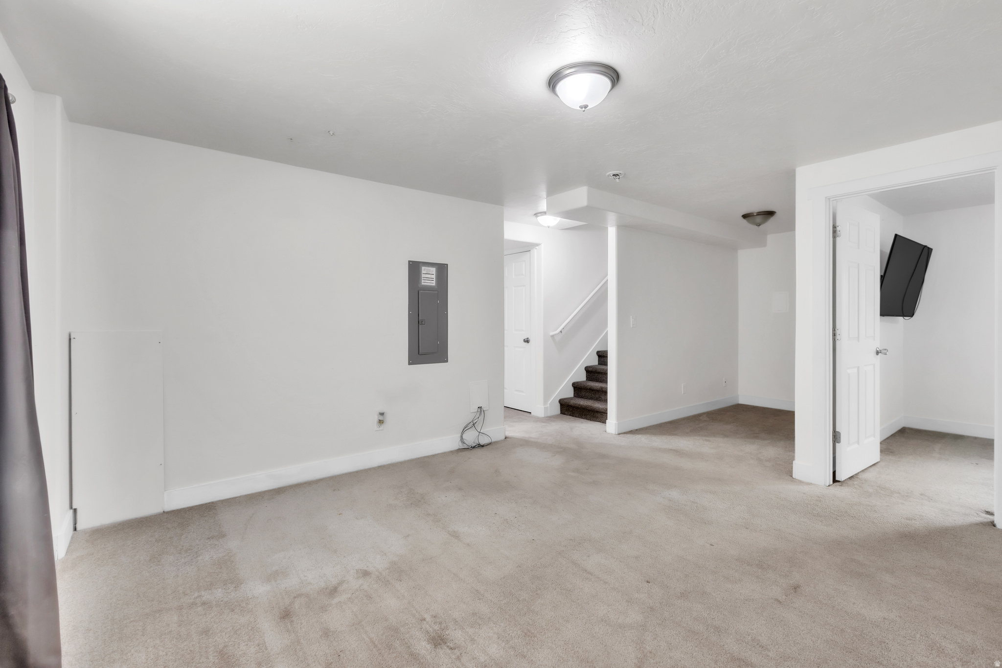 COLONIAL PARK - Residential