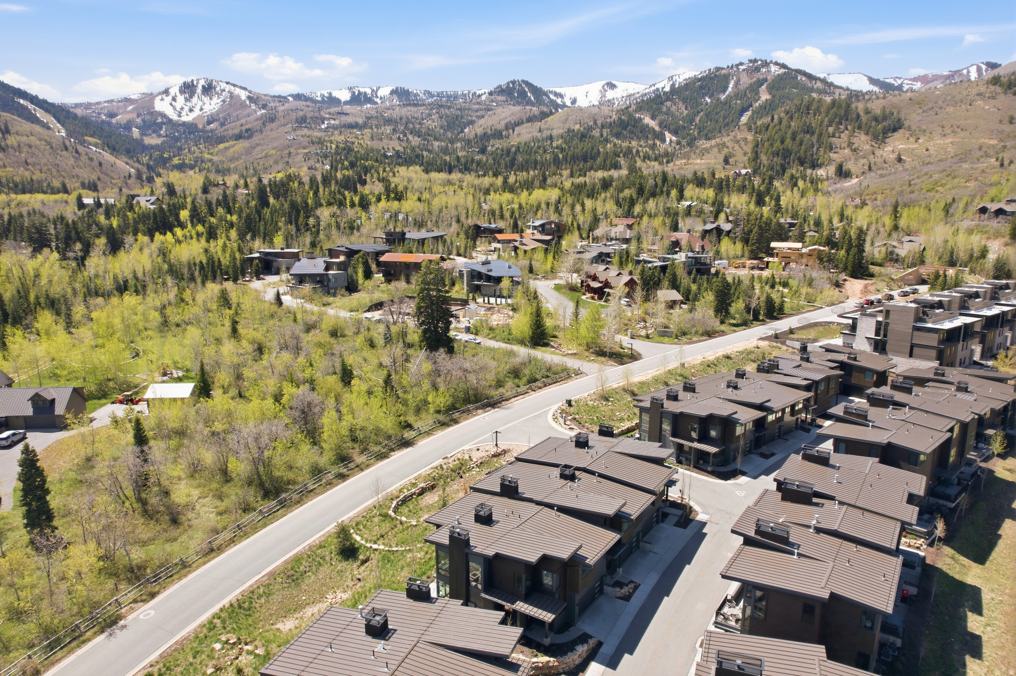 THE RIDGE AT CANYONS VILLAGE - Residential