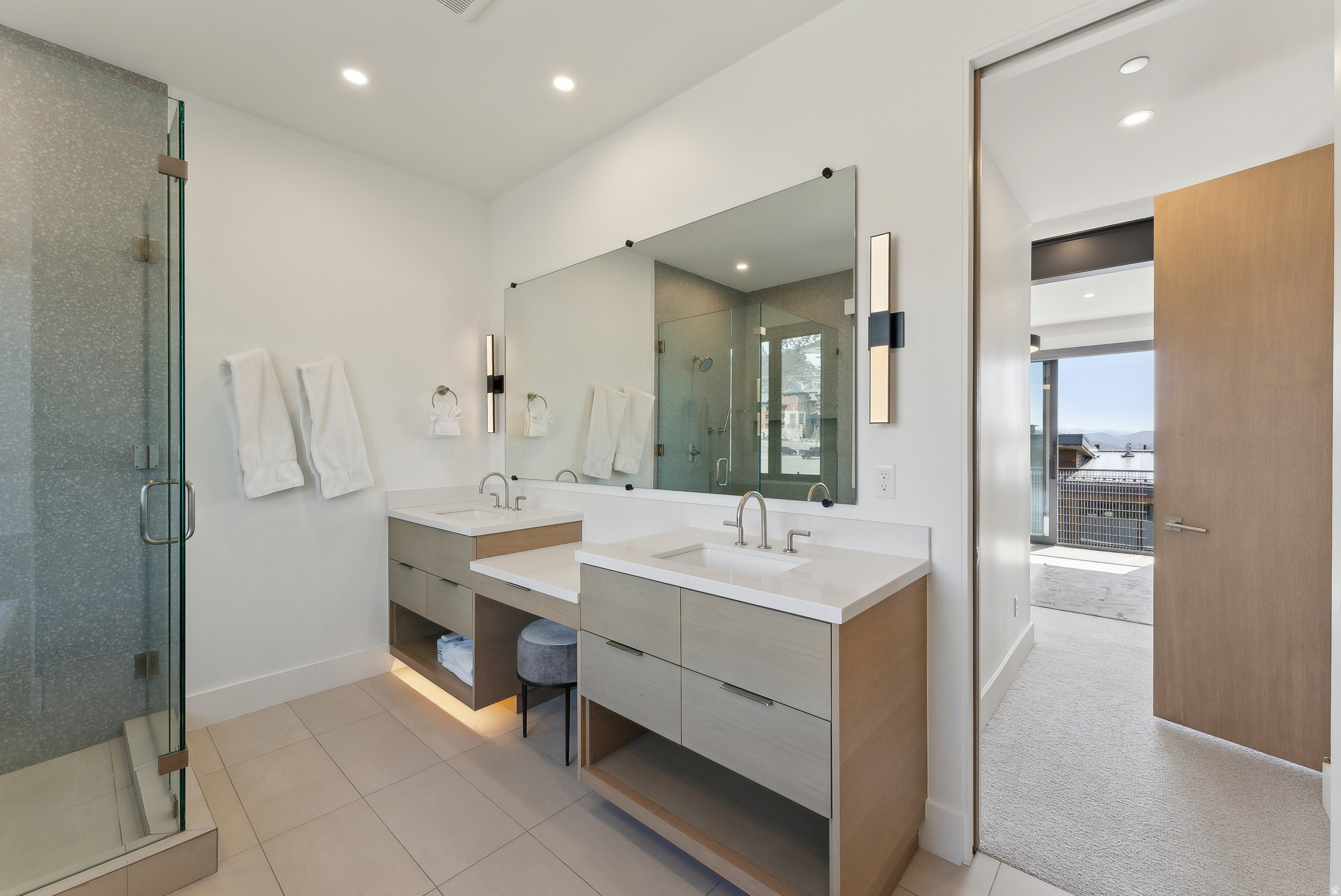 THE RIDGE AT CANYONS VILLAGE - Residential