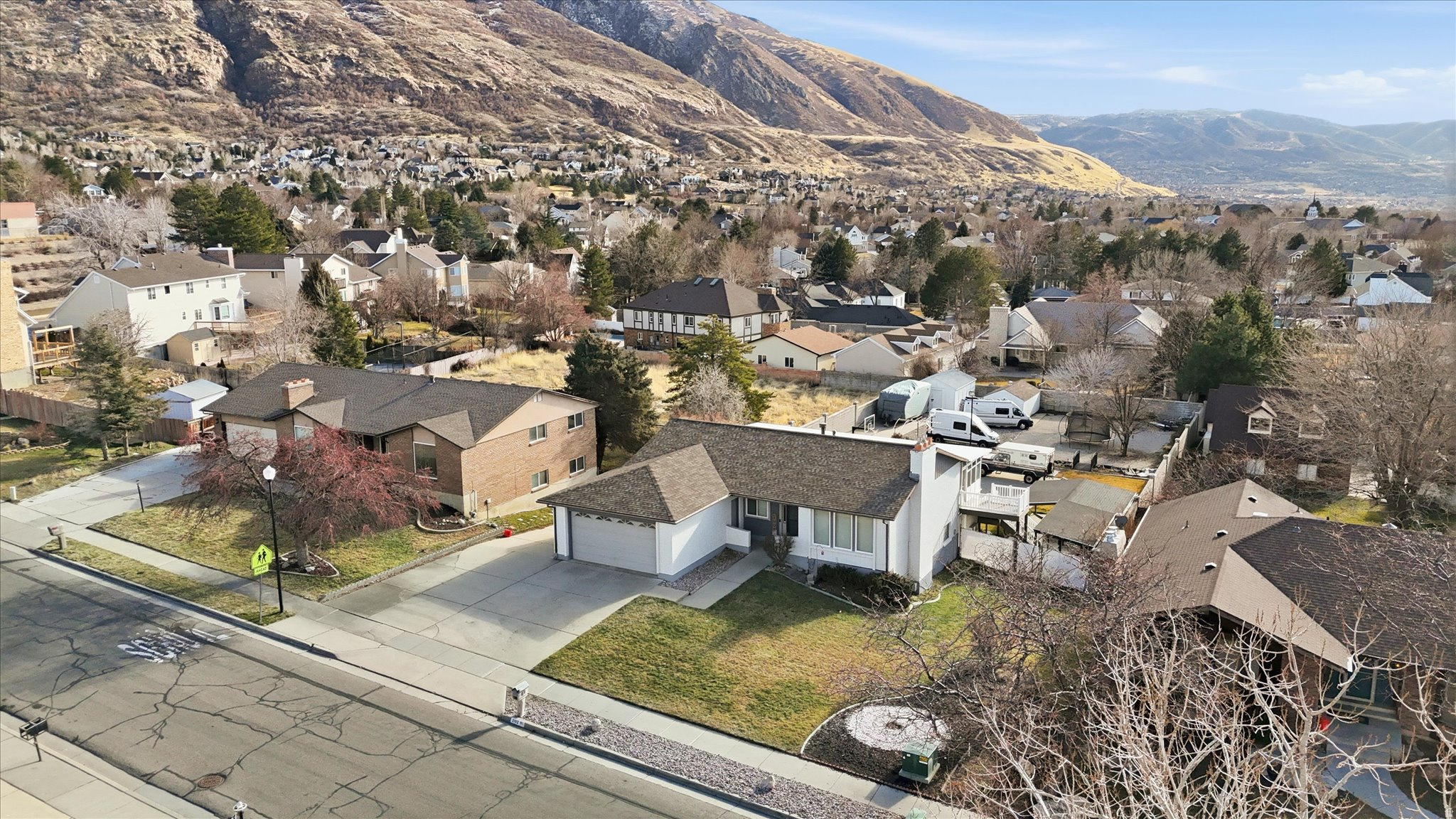 WILLOW CREEK MESA - Residential