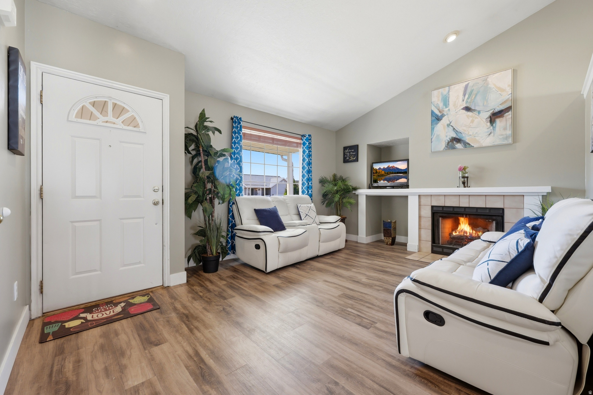 CELEBRATION - Residential