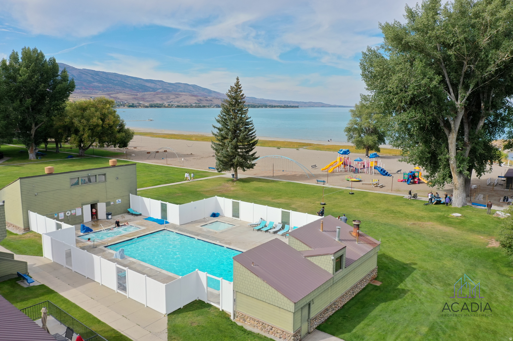 IDEAL BEACH RESORT - Residential
