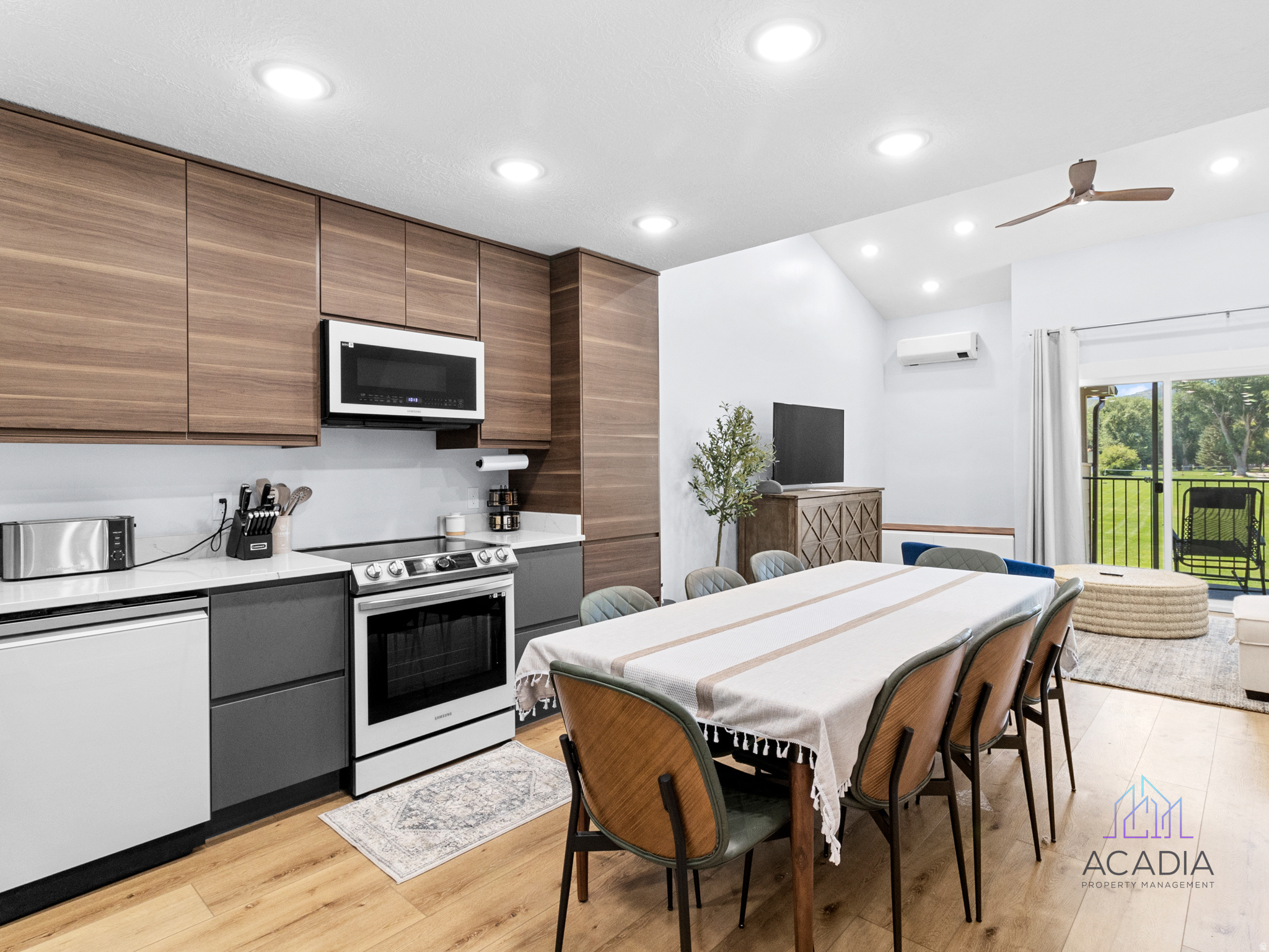 IDEAL BEACH RESORT - Residential