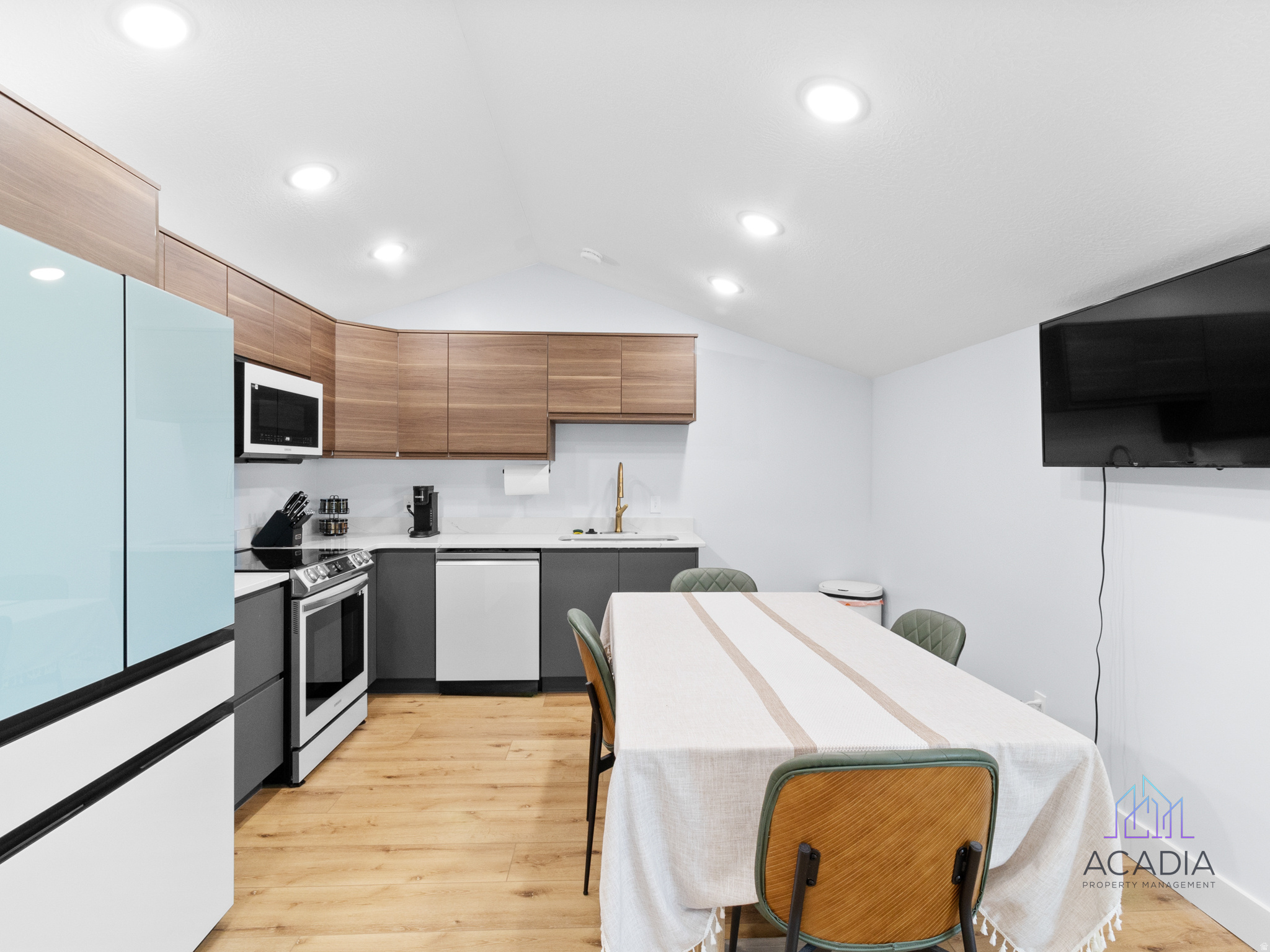 IDEAL BEACH RESORT - Residential