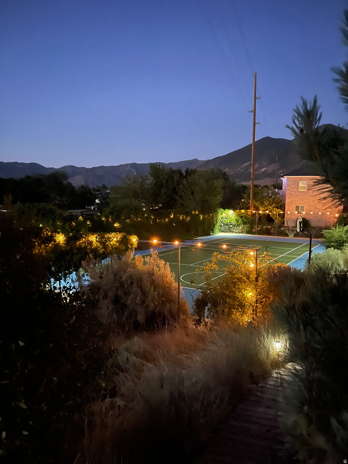 VALLEY VISTA - Residential