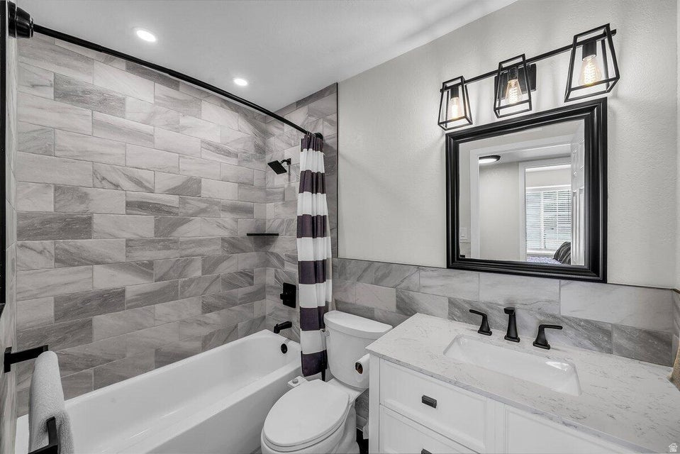 MOUNTAIN VIEW - Residential