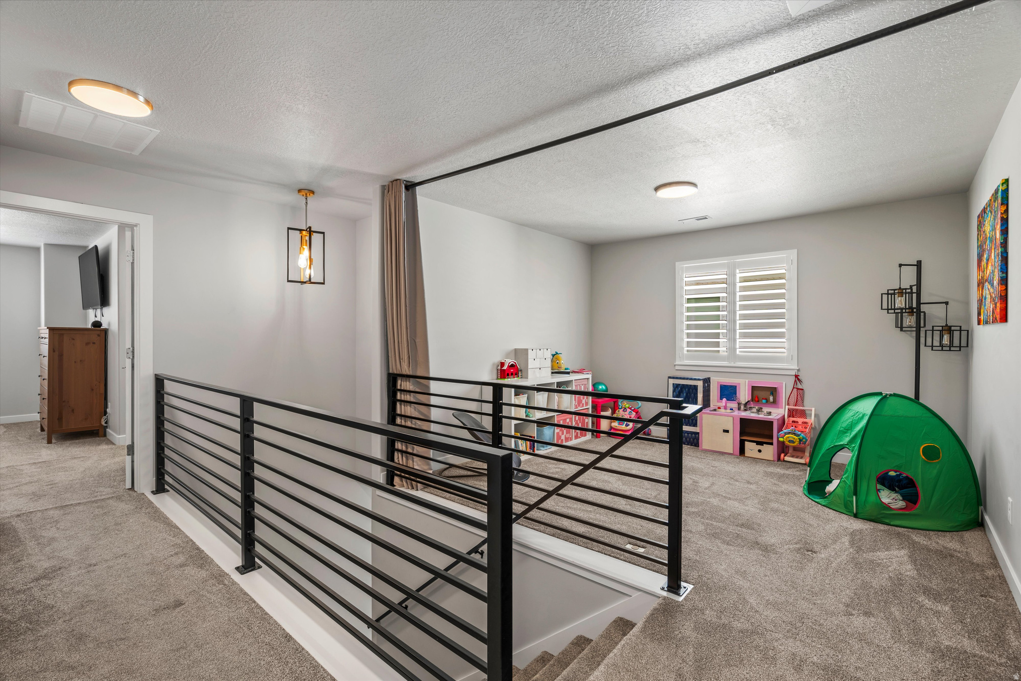 YULISA ESTATES - Residential