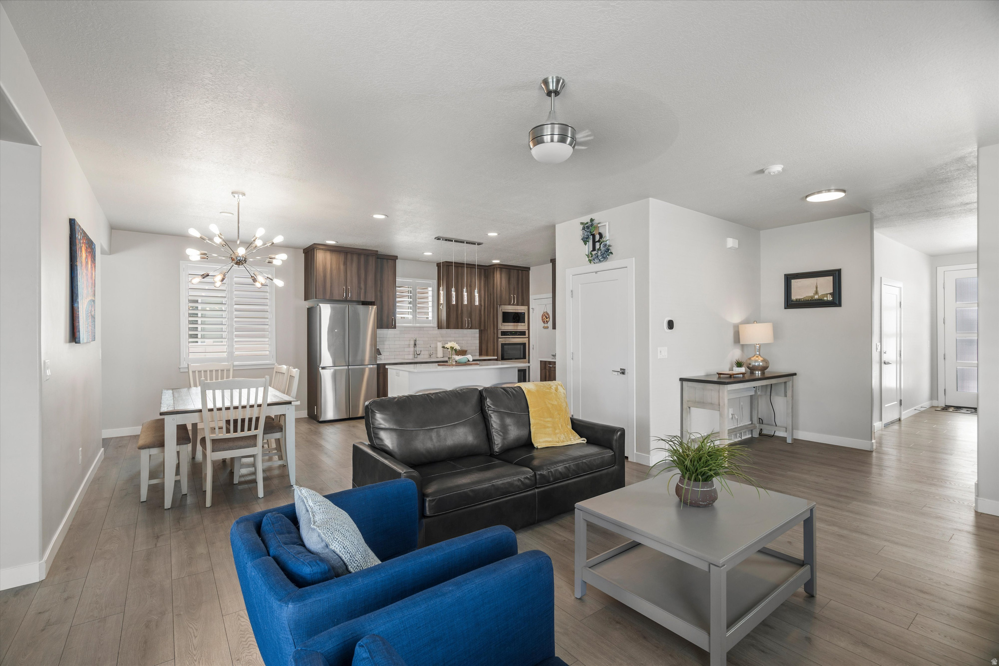 YULISA ESTATES - Residential