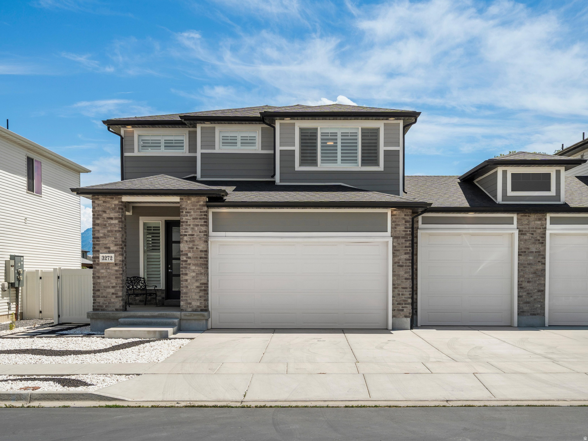 YULISA ESTATES - Residential