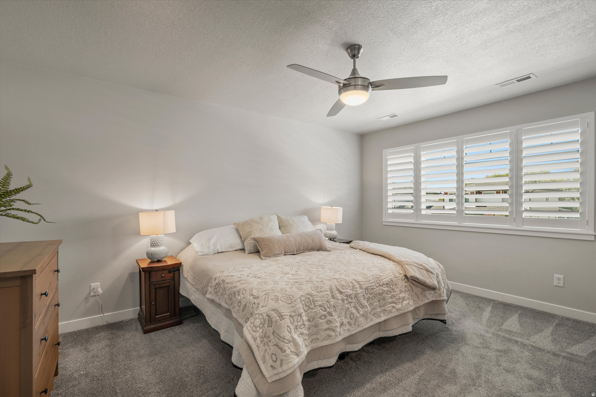 YULISA ESTATES - Residential