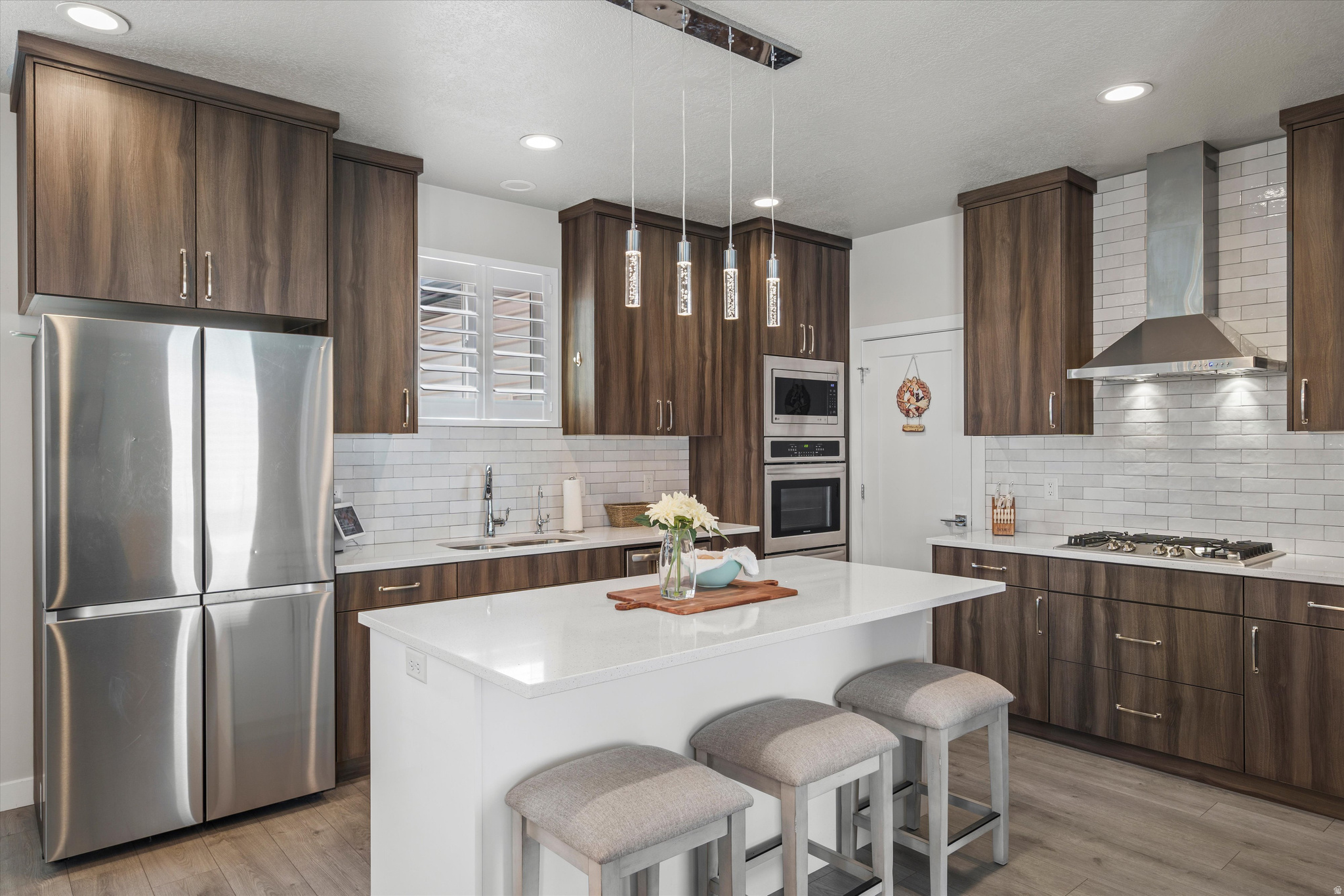 YULISA ESTATES - Residential