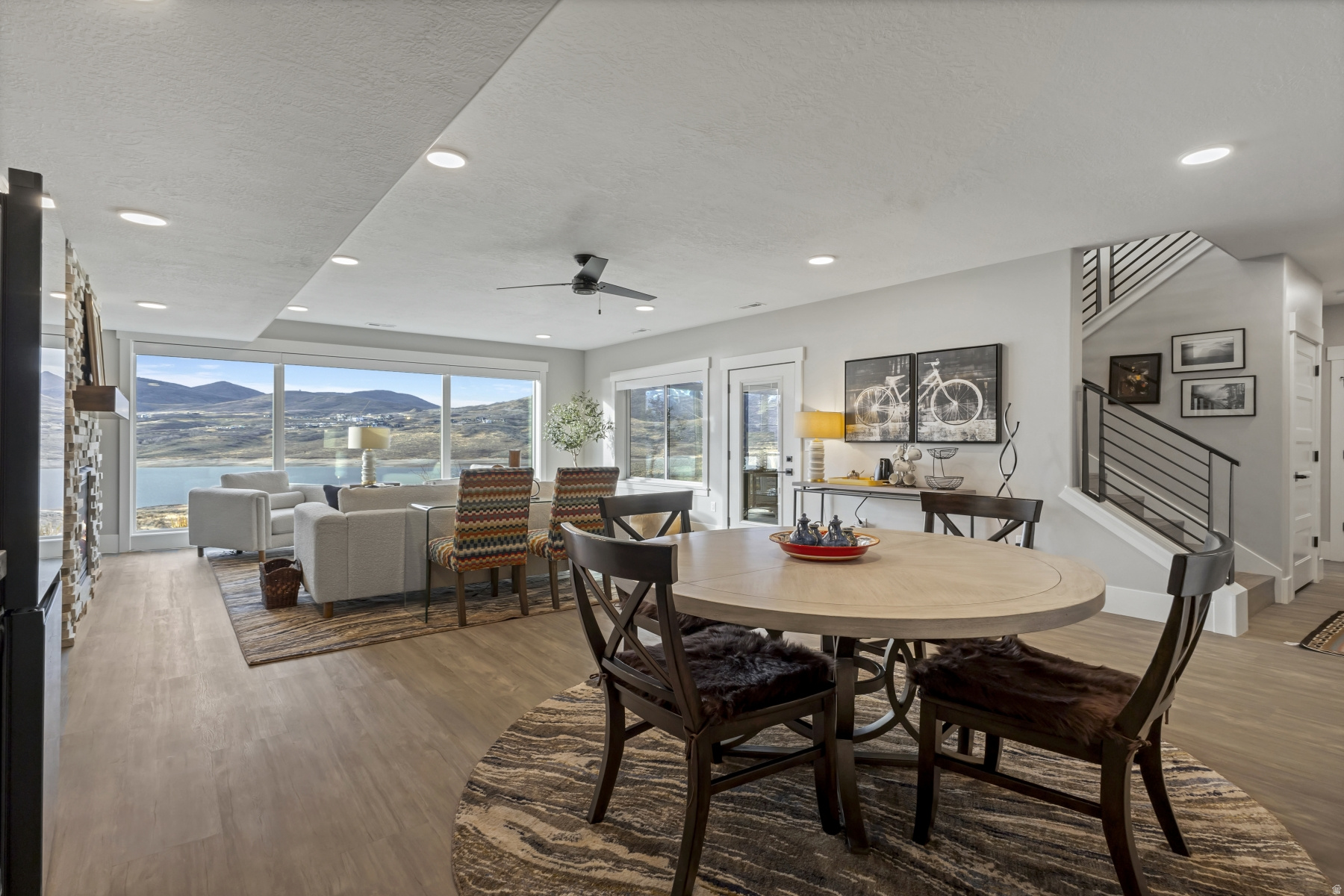 SHORELINE - Residential
