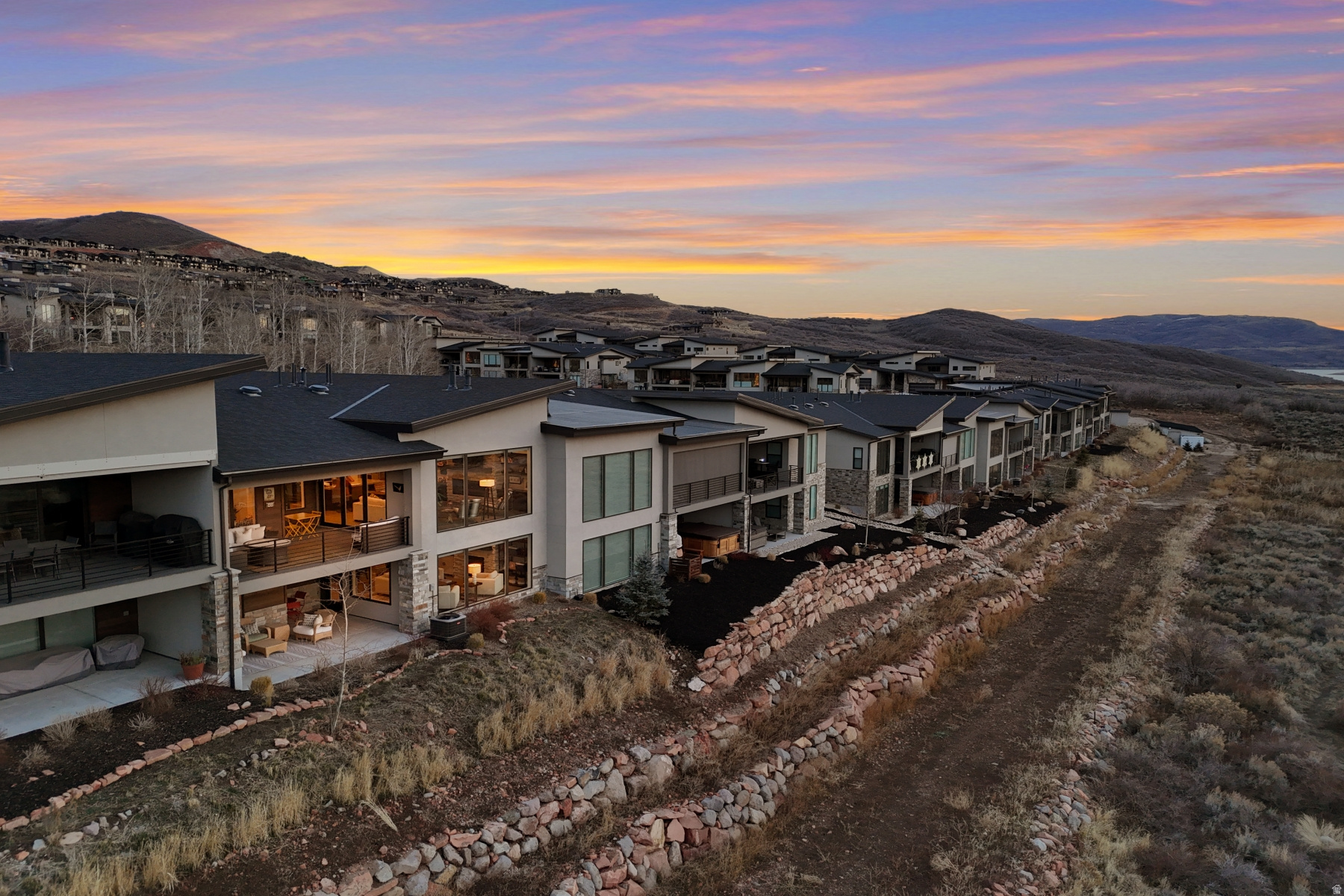 SHORELINE - Residential