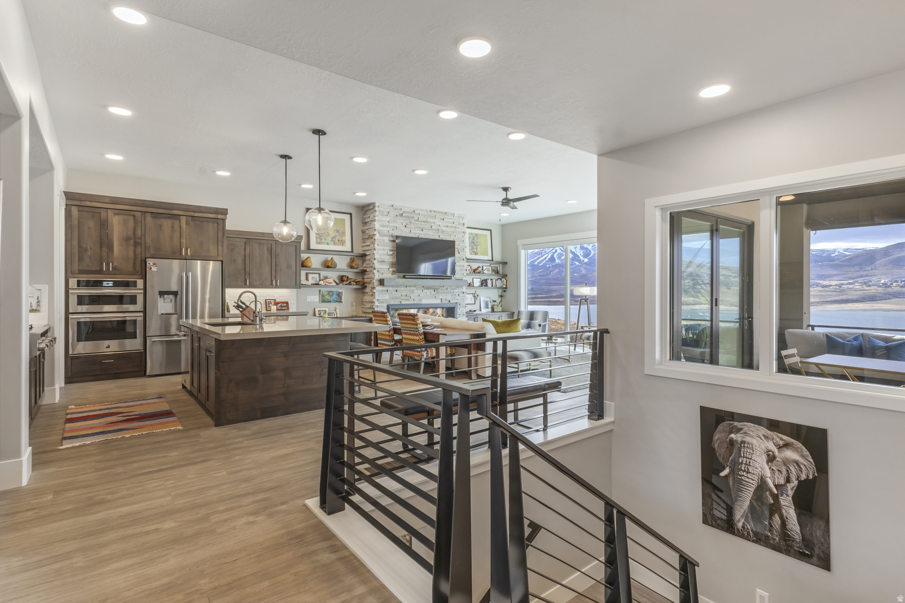 SHORELINE - Residential