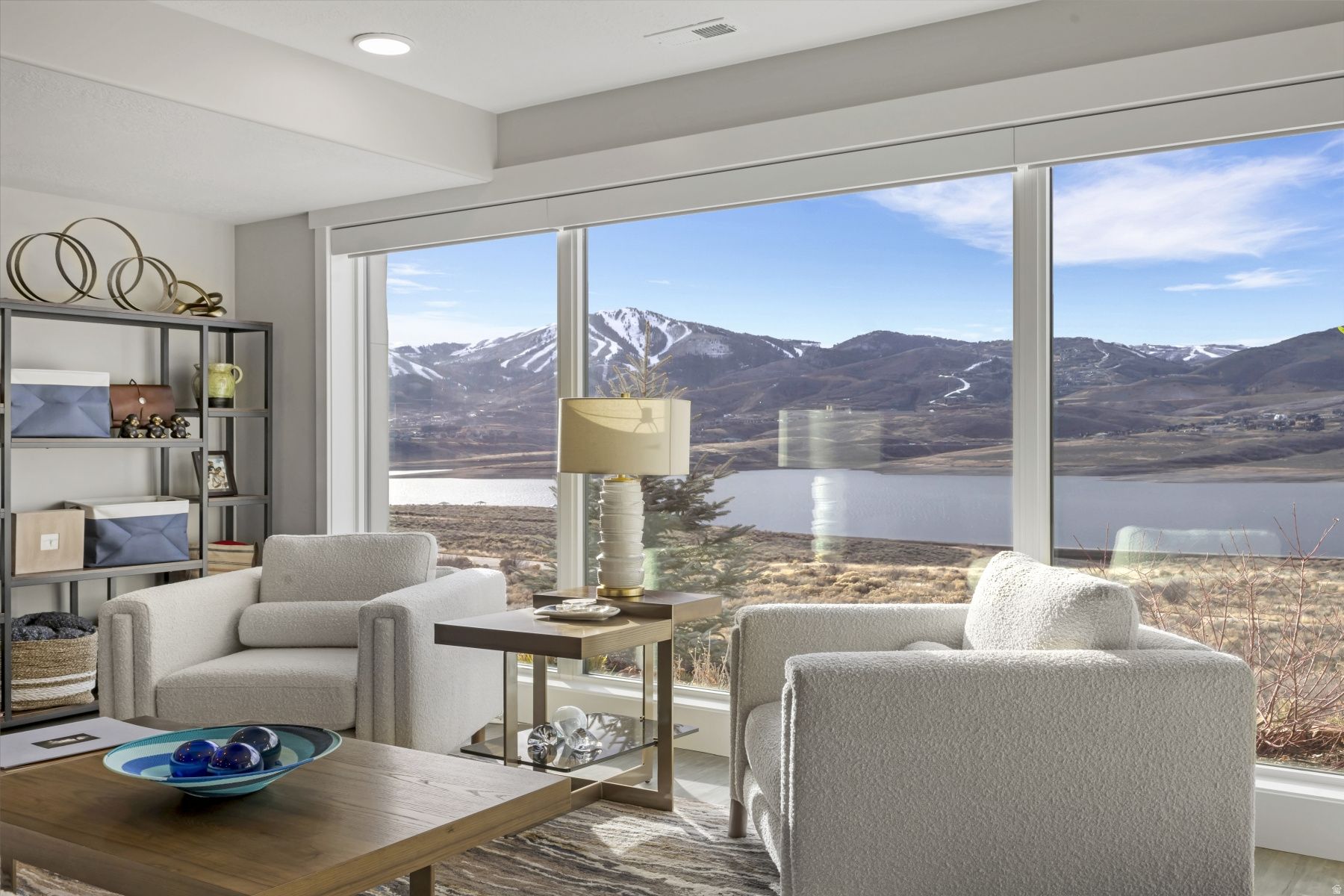 SHORELINE - Residential