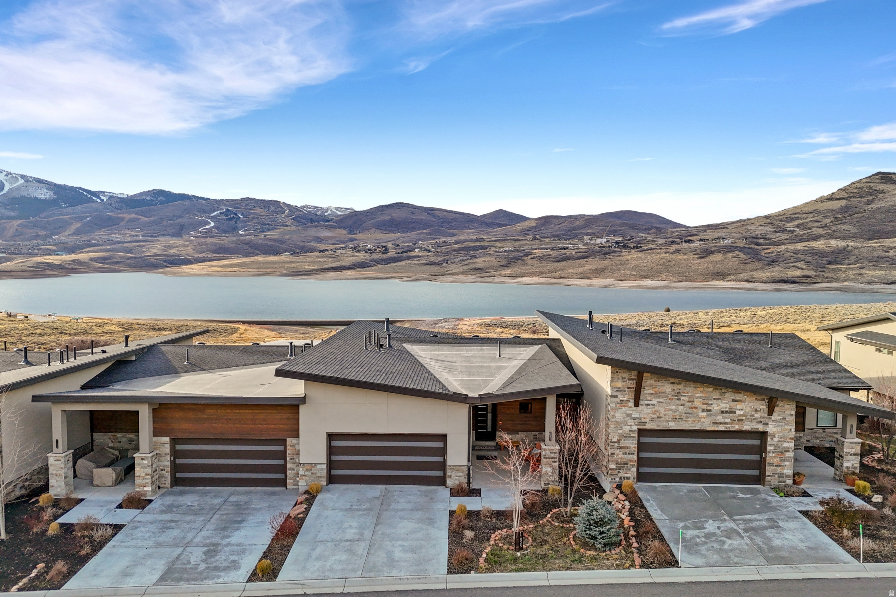 SHORELINE - Residential